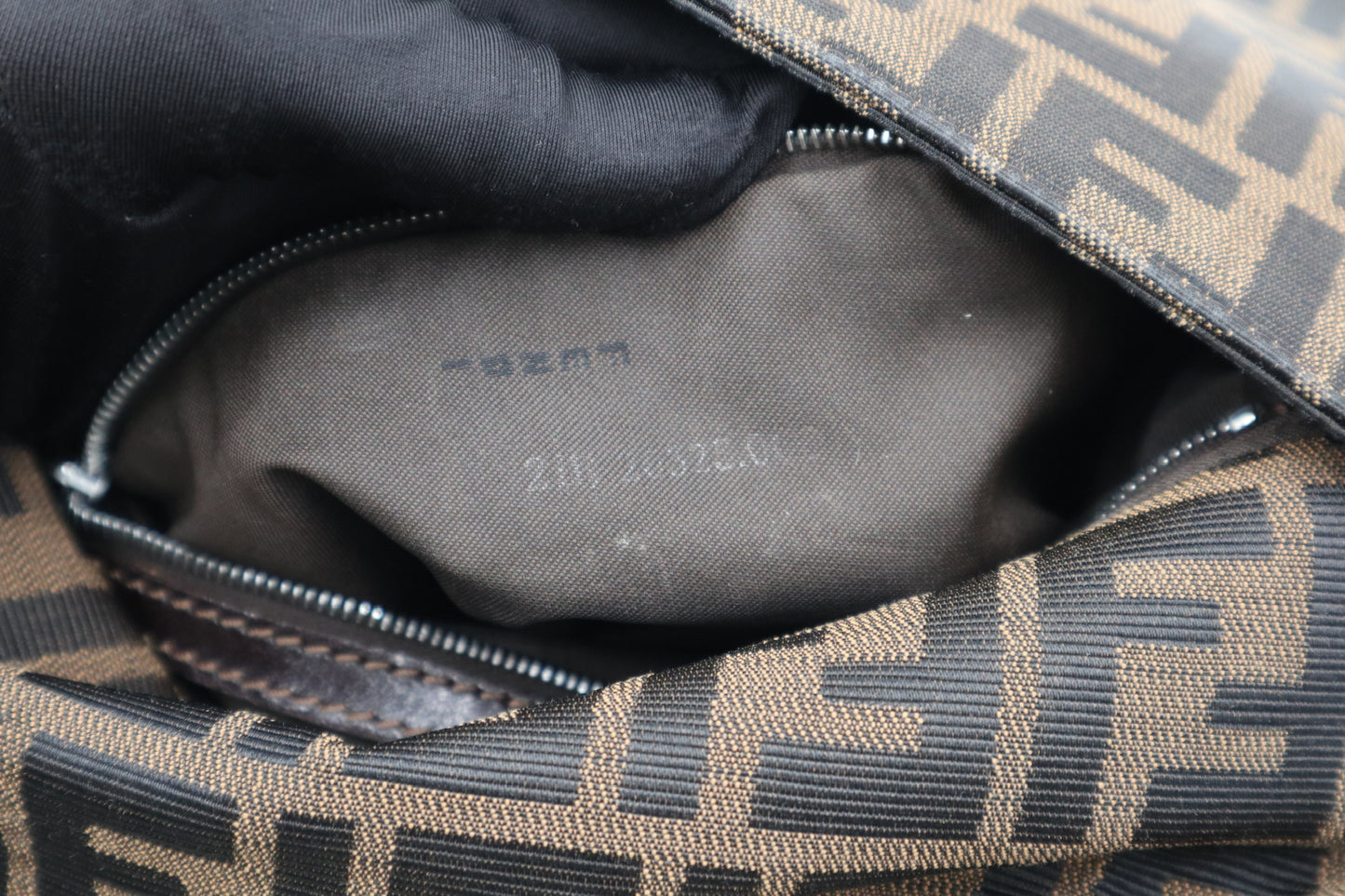 Fendi 大法棍 / Rank A 24091401