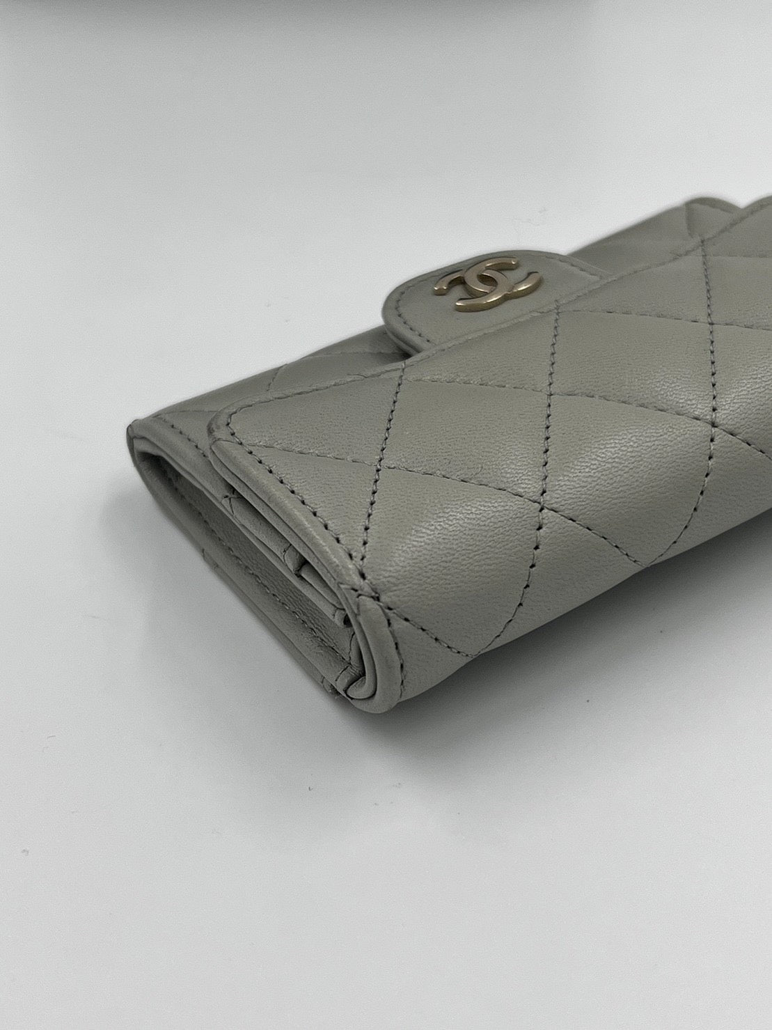 Chanel 羊皮 灰色 卡包 / Rank A
