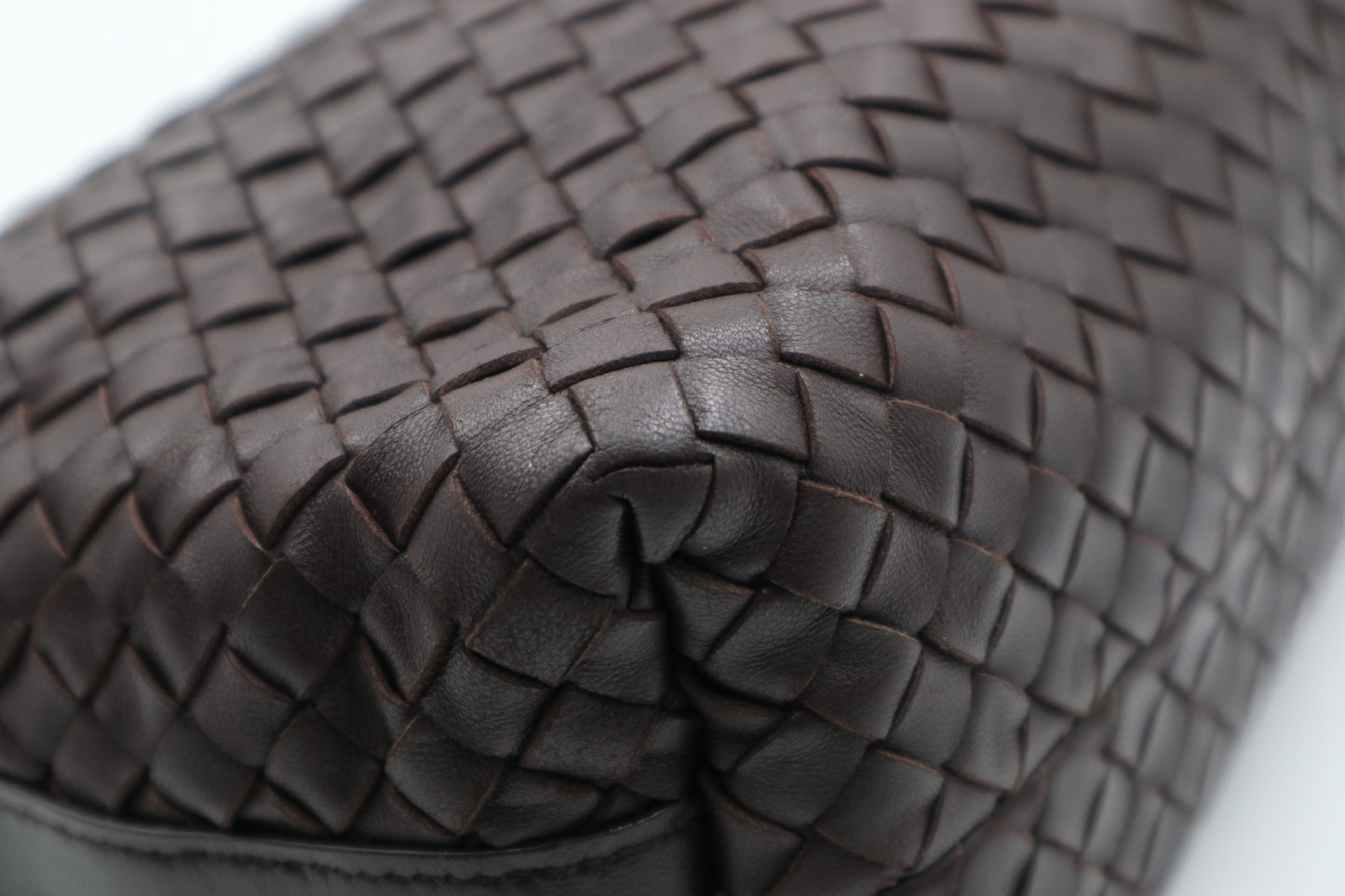 Bottega Veneta 飯盒包 / Rank A 25061201