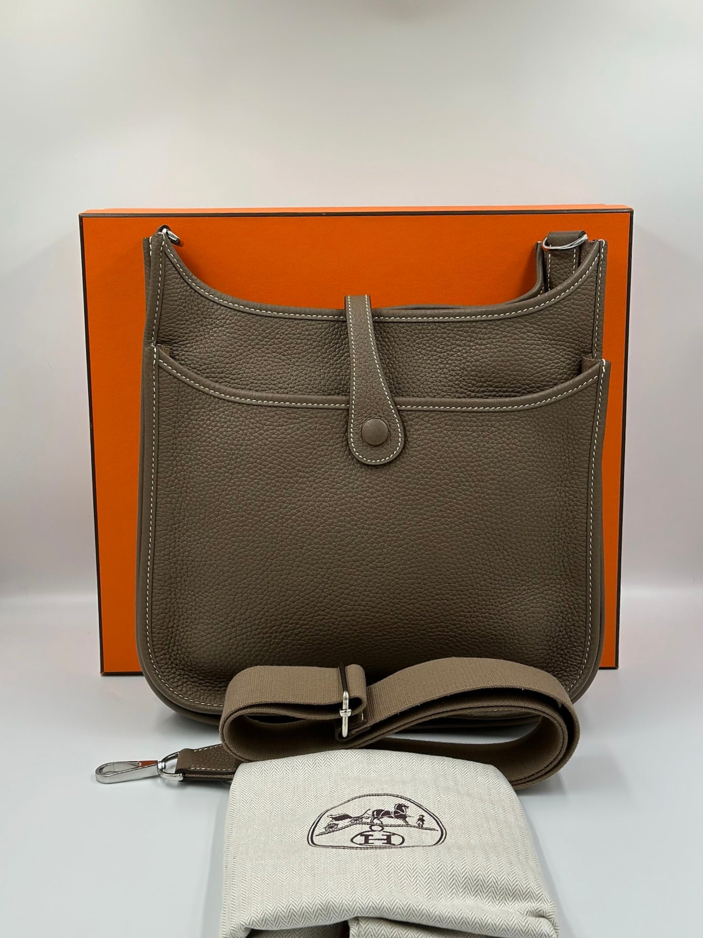 Hermès 大象灰 Evelyne / Rank SA