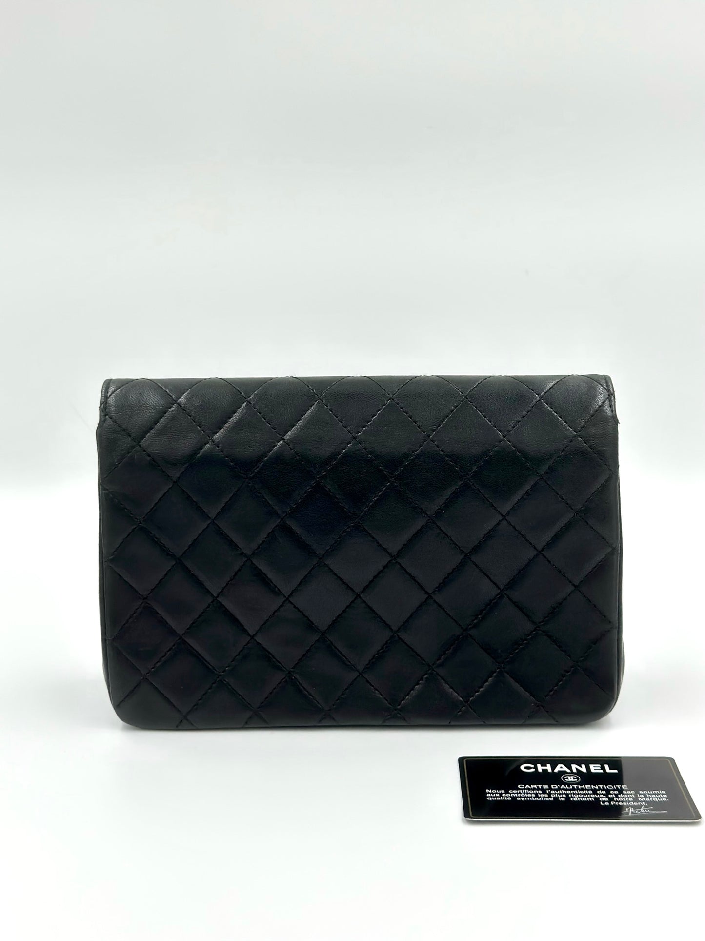 Chanel 圓釦CF鏈條單肩包 / Rank SA
