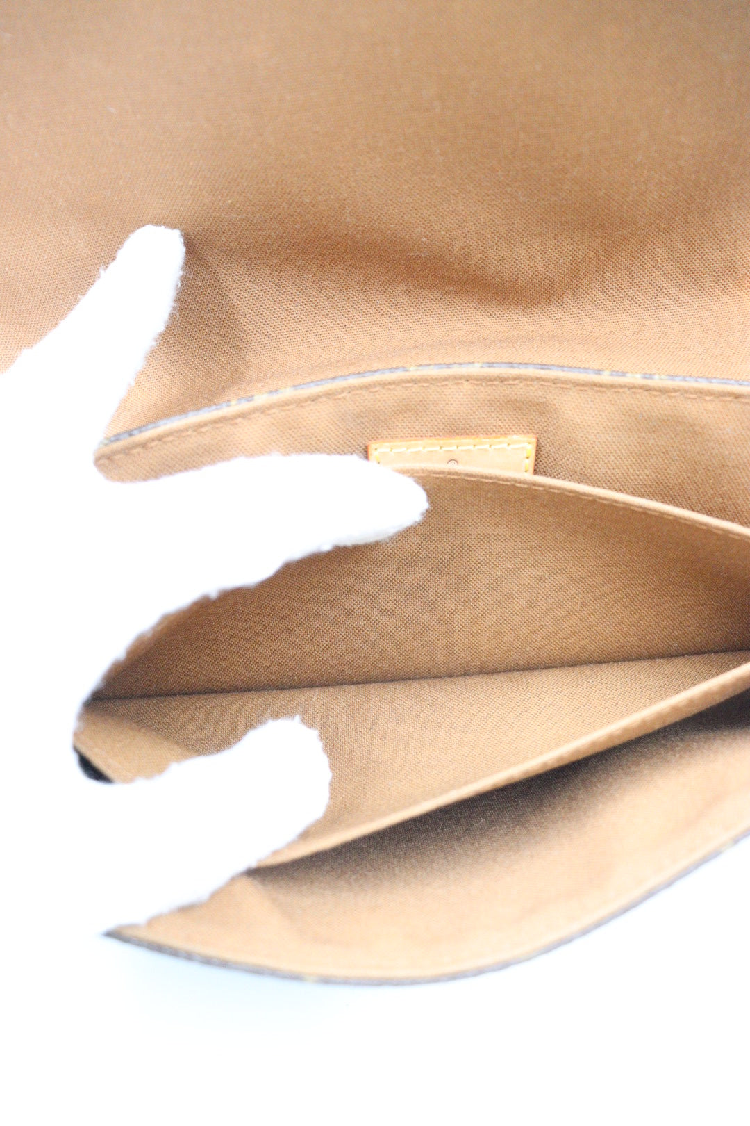 Louis Vuitton shoulder bag / Rank SA