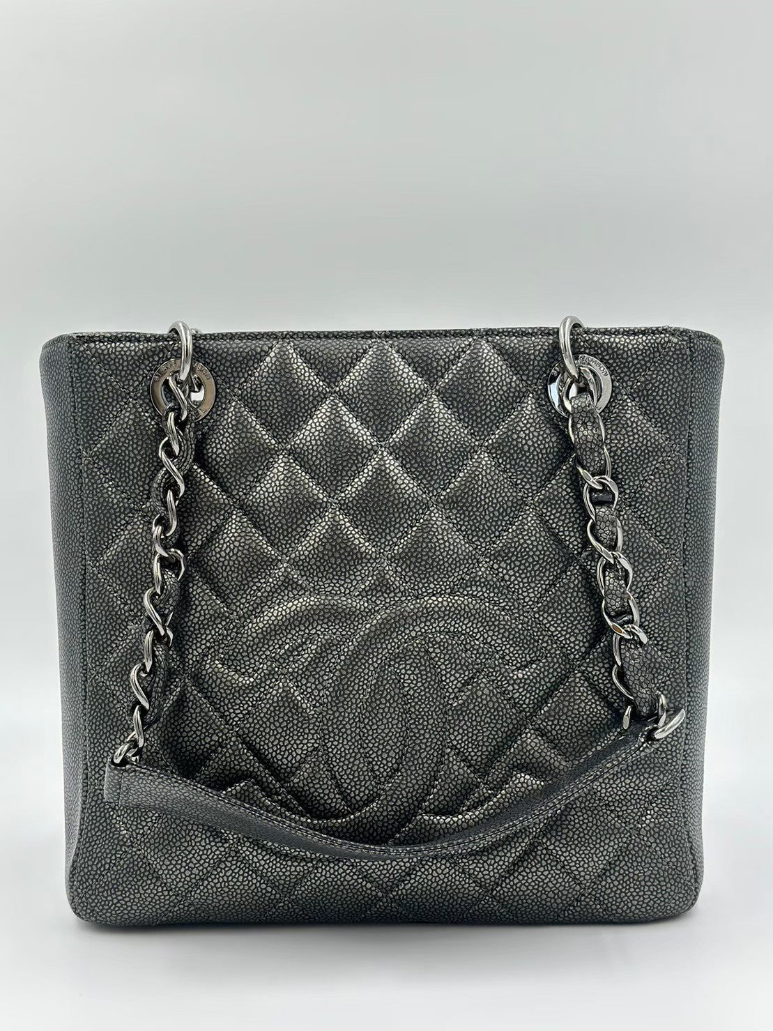 Chanel Gst Black Sliver / Rank AB