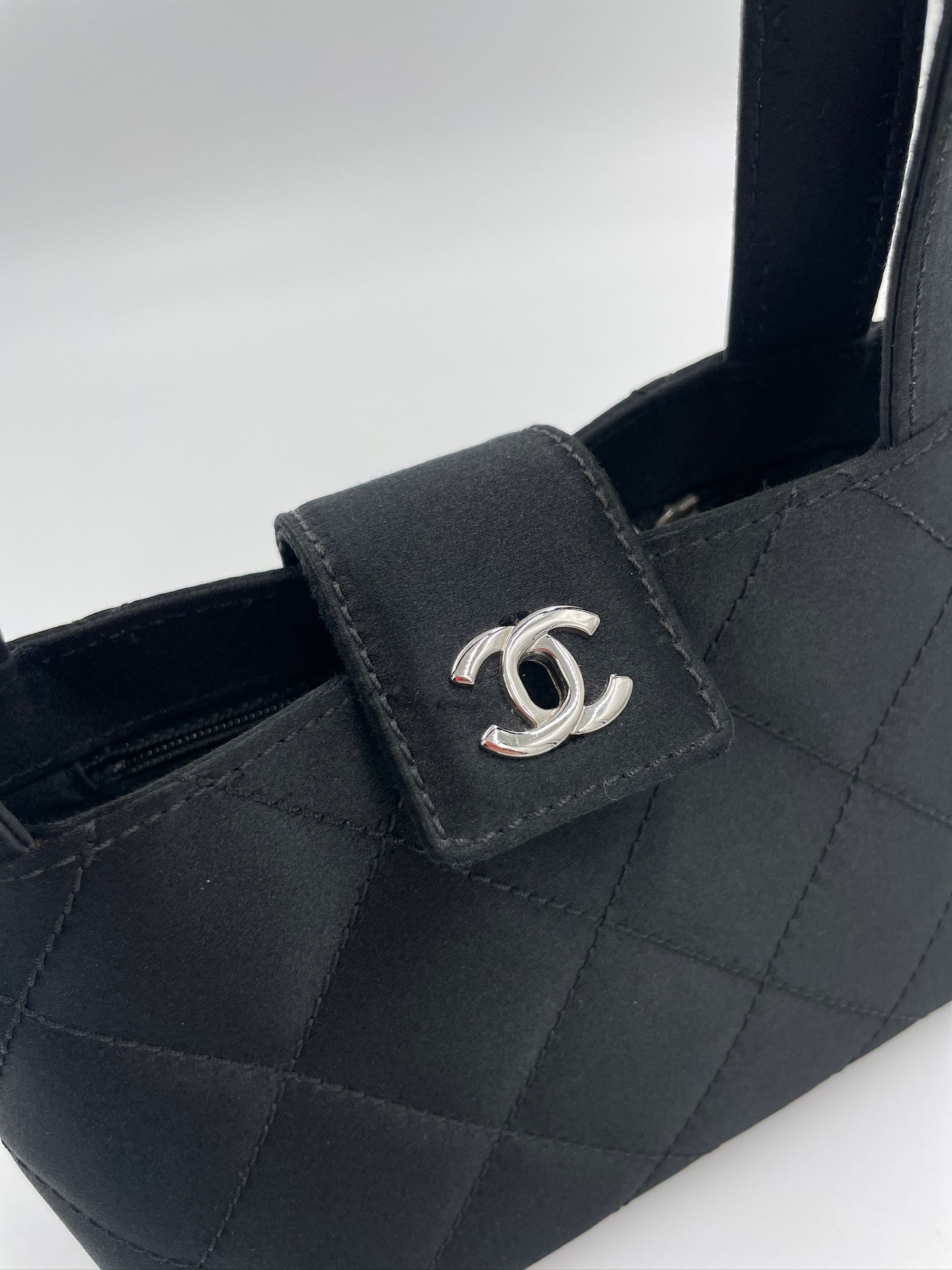 Chanel Vintage Mini handle / Rank SA
