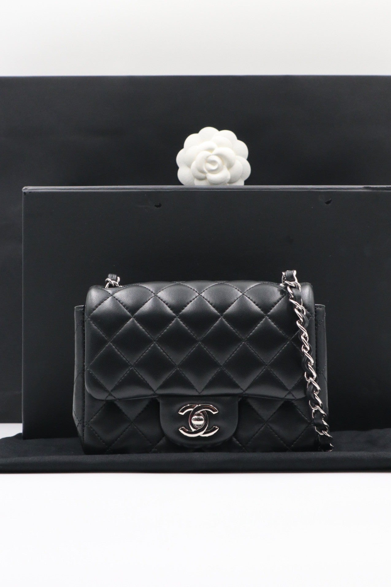 Chanel Mini Coco 銀扣 / Rank SA 25041101