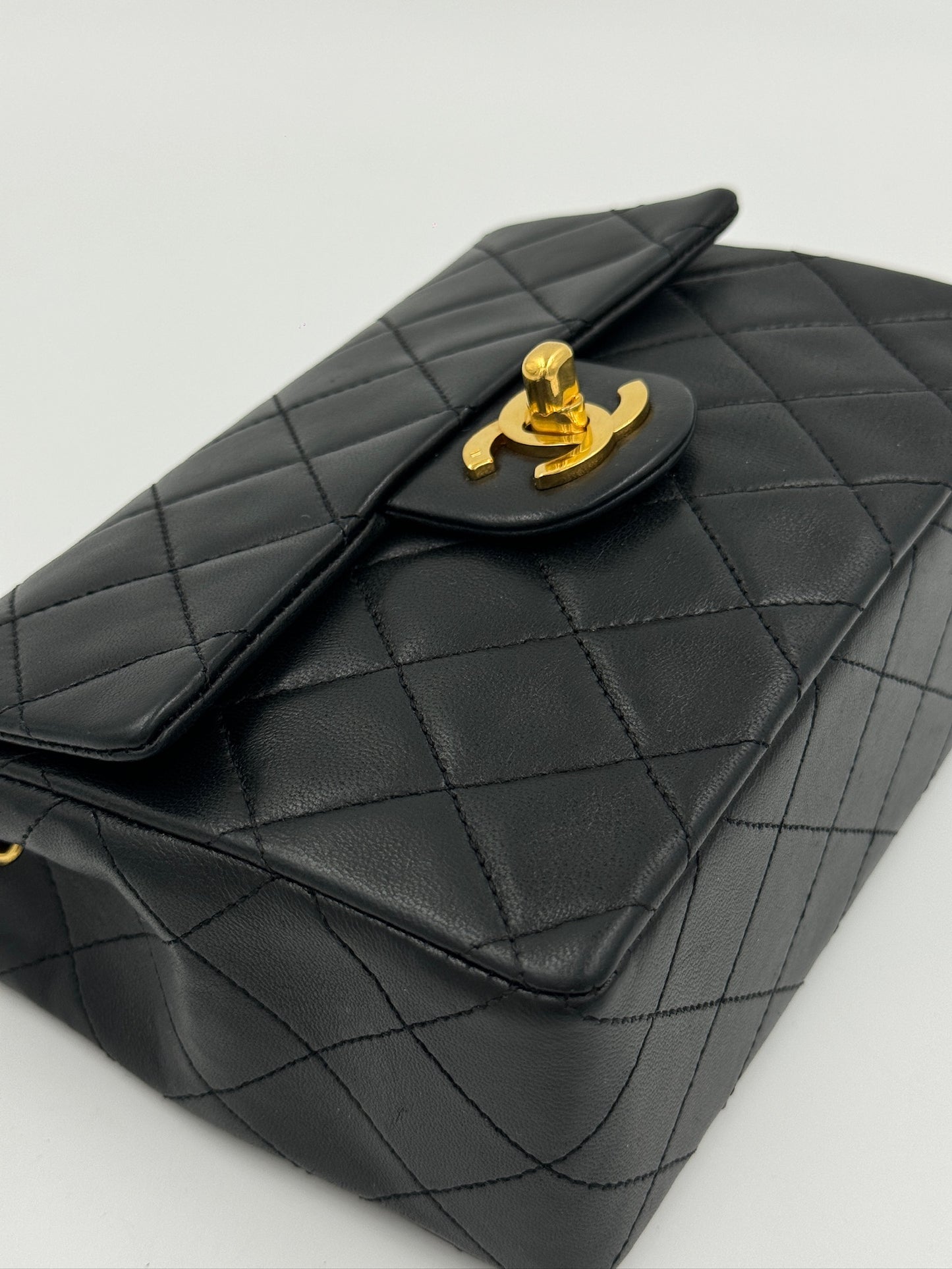 Chanel Coco Mini Vintage / Rank SA