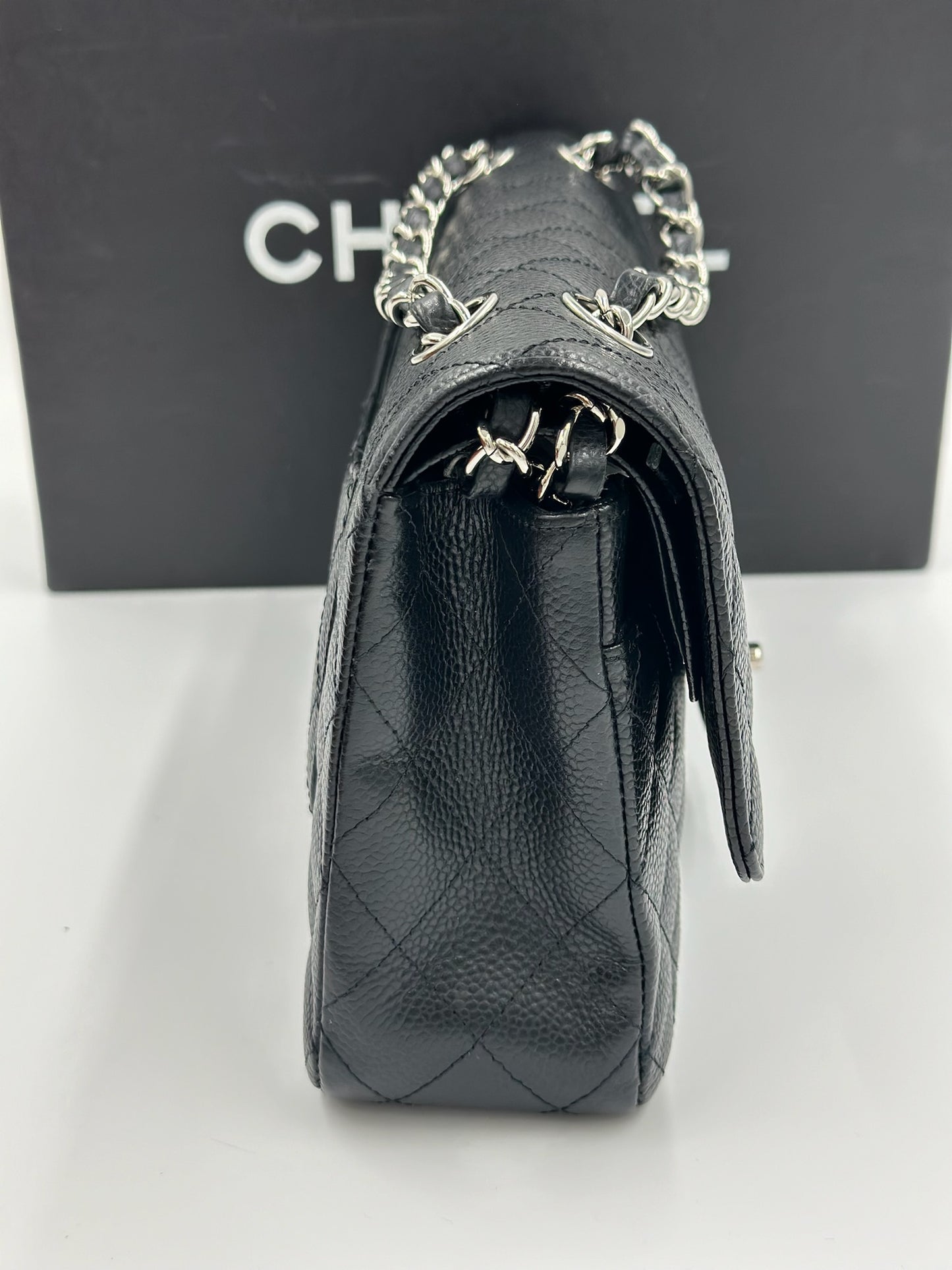 Chanel Classic Flap 25cm Cavier Skin / Rank SA 24072312