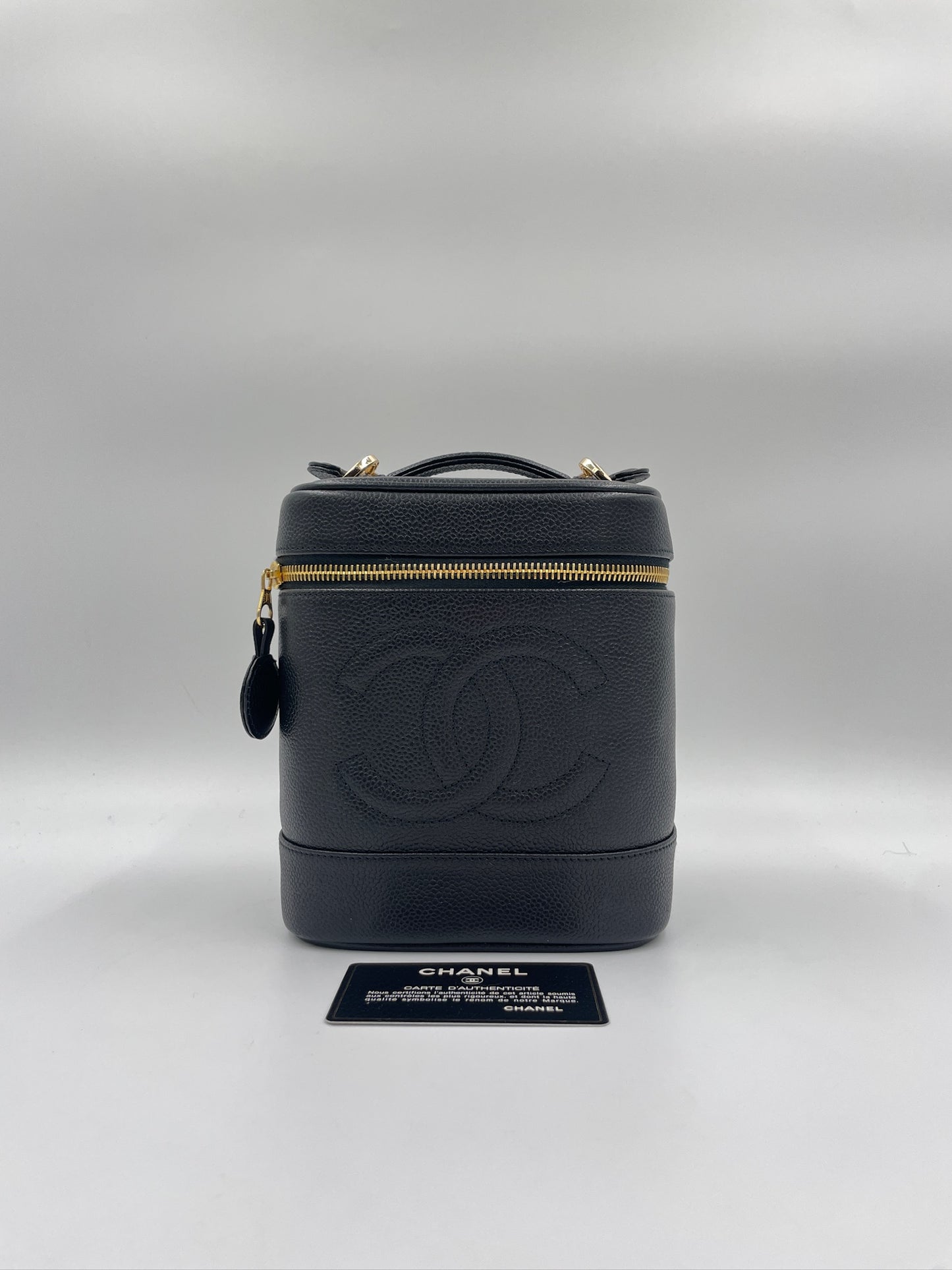 Chanel 魚子醬化妝箱 / Rank SA