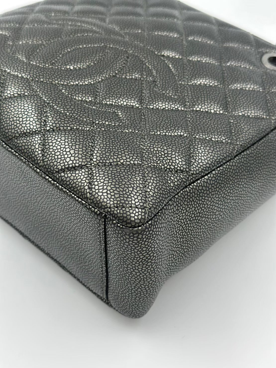 Chanel Gst Black Sliver / Rank AB