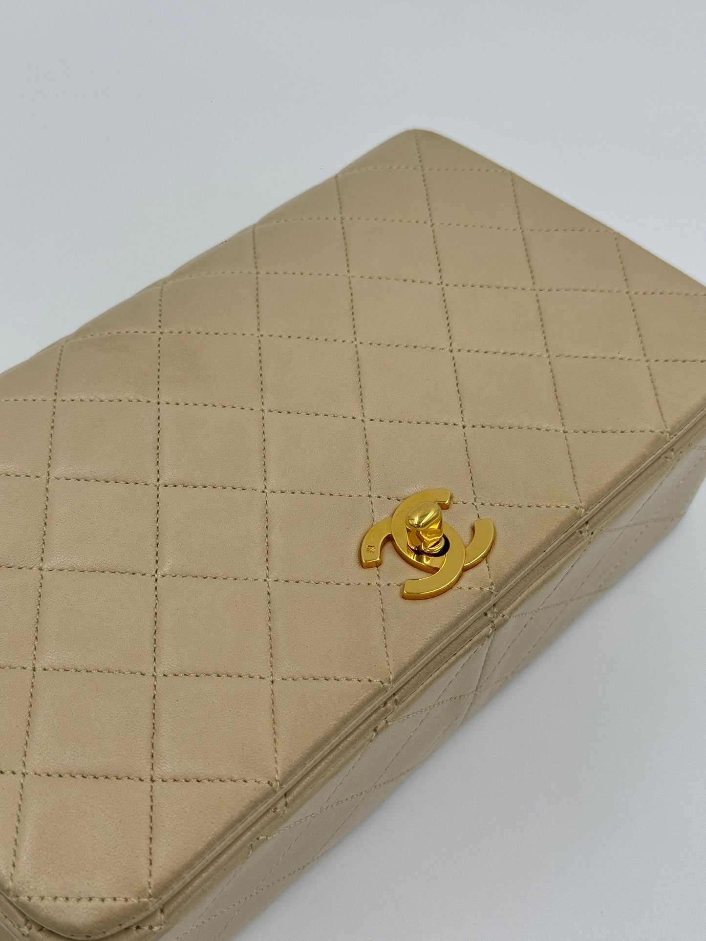 Chanel Vintage Woc 23cm 奶茶From 1991 / Rank AB 24072101
