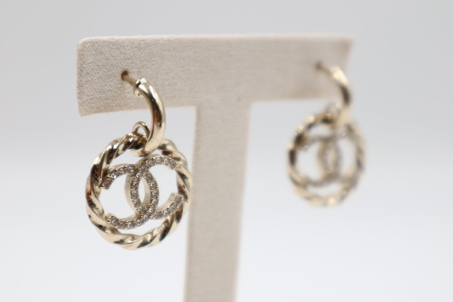 Chanel Earrings 雙C水鑽螺旋圓型耳環/ Rank SA 251006003