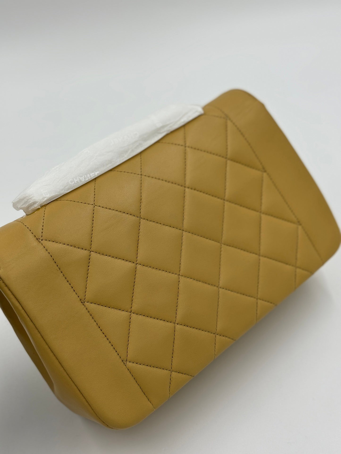 Chanel Diana 23cm bag / Rank A