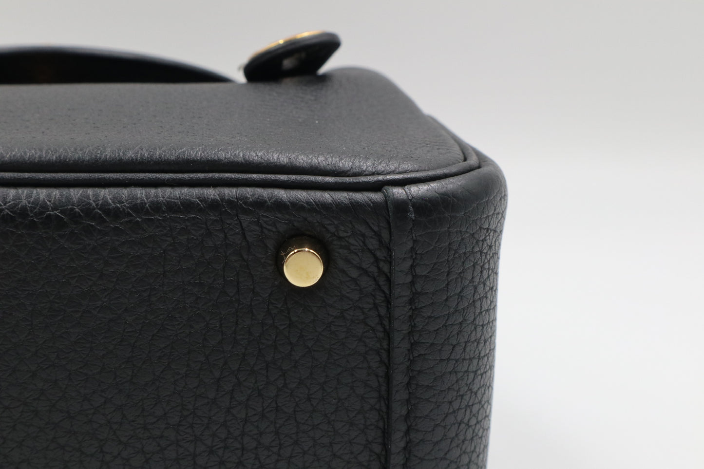 Hermes Mini Lindy 黑色 金扣 C / Rank SA 251030010