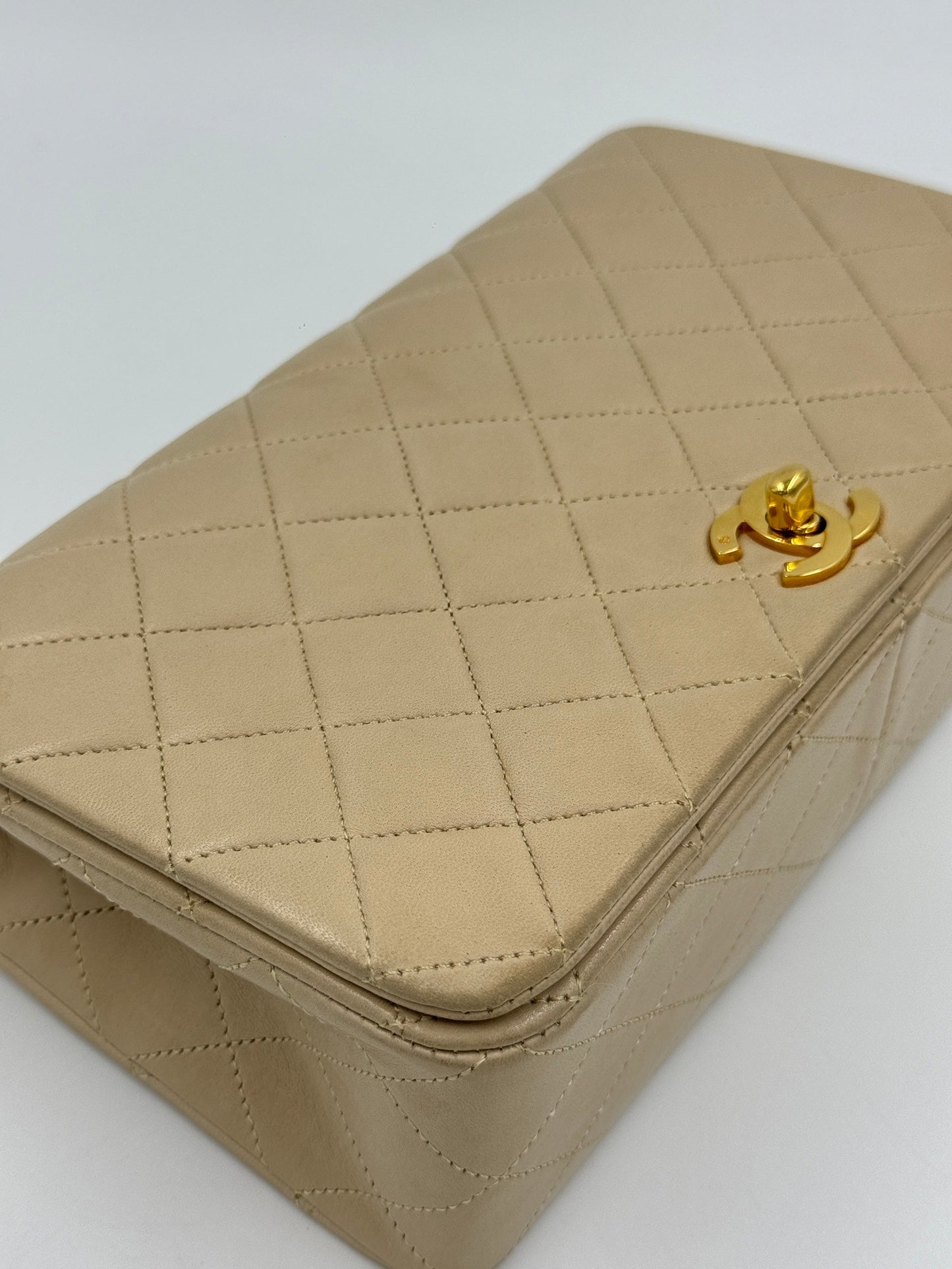 Chanel Vintage Woc 23cm 奶茶From 1991 / Rank AB 24072101