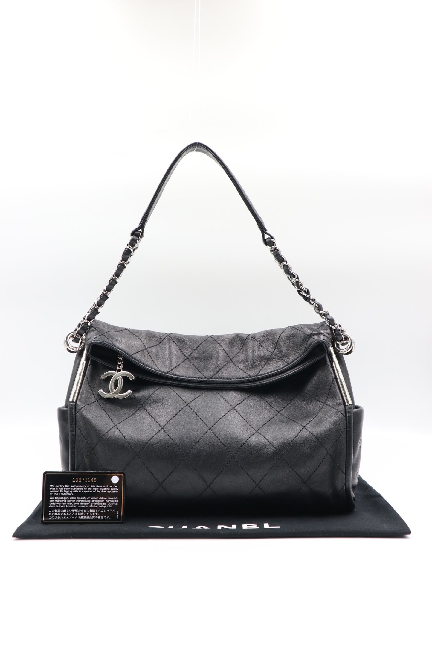 Chanel hobo 黑銀sliver  / Rank SA 250080301