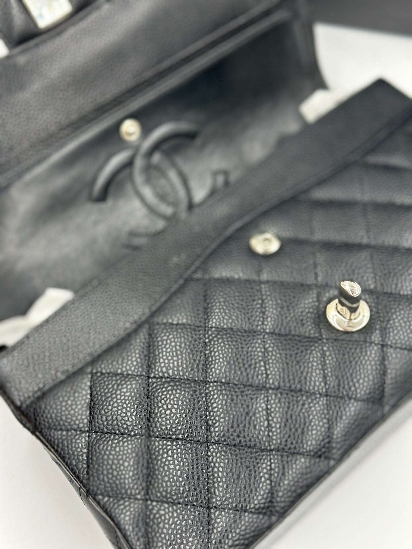 Chanel Classic Flap 25cm Cavier Skin / Rank SA 24072312