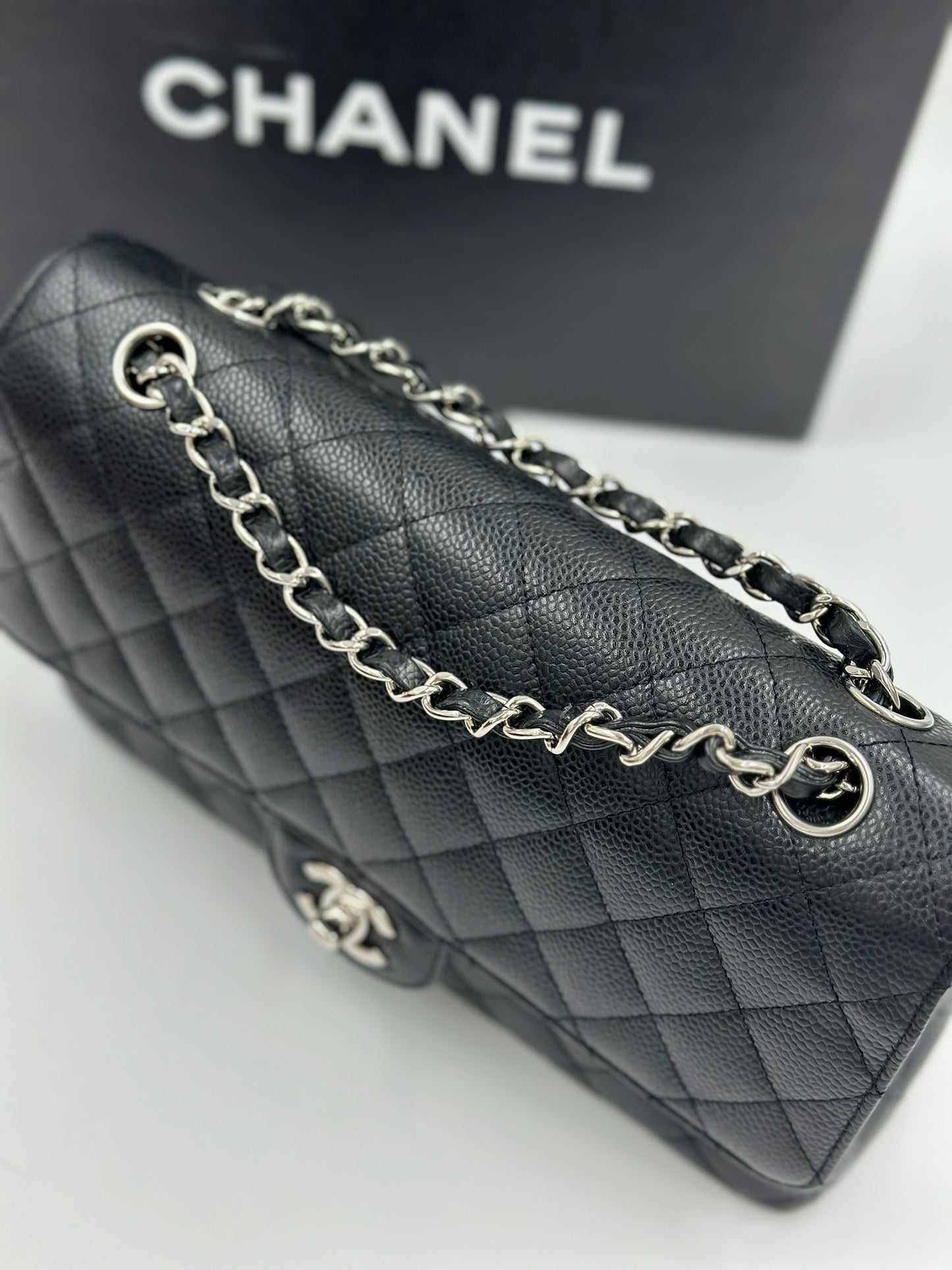 Chanel Classic Flap 25cm Cavier Skin / Rank SA 24072312