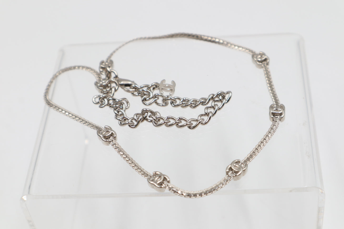 Chanel 五花鍊蛇骨頸鍊 銀色/Rank SA251126007
