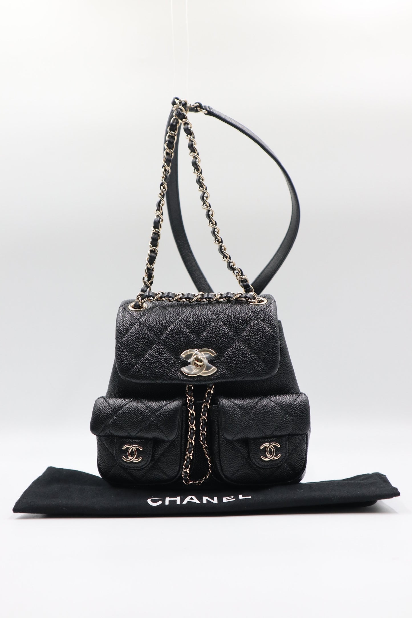 Chanel 黑魚子醬銀釦後背包 / Rank N 251018001