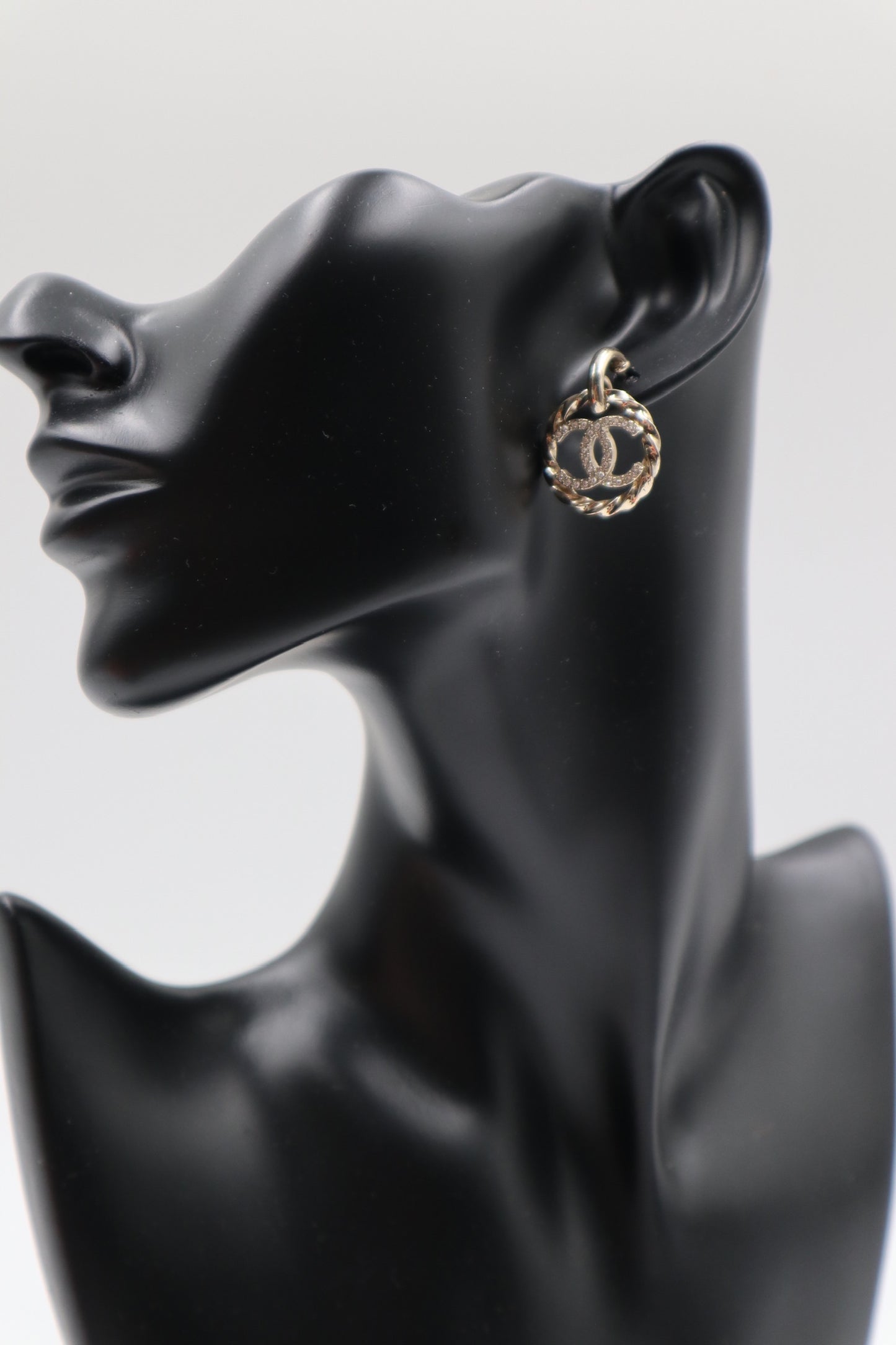 Chanel Earrings 雙C水鑽螺旋圓型耳環/ Rank SA 251006003