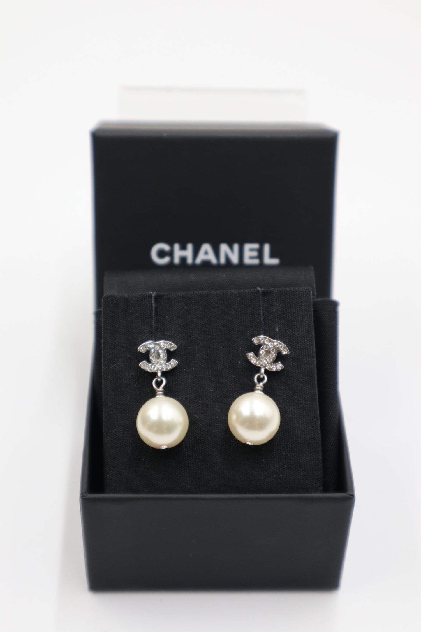 Chanel Earrings 水鑽雙C珍珠耳環/ Rank SA 250903003