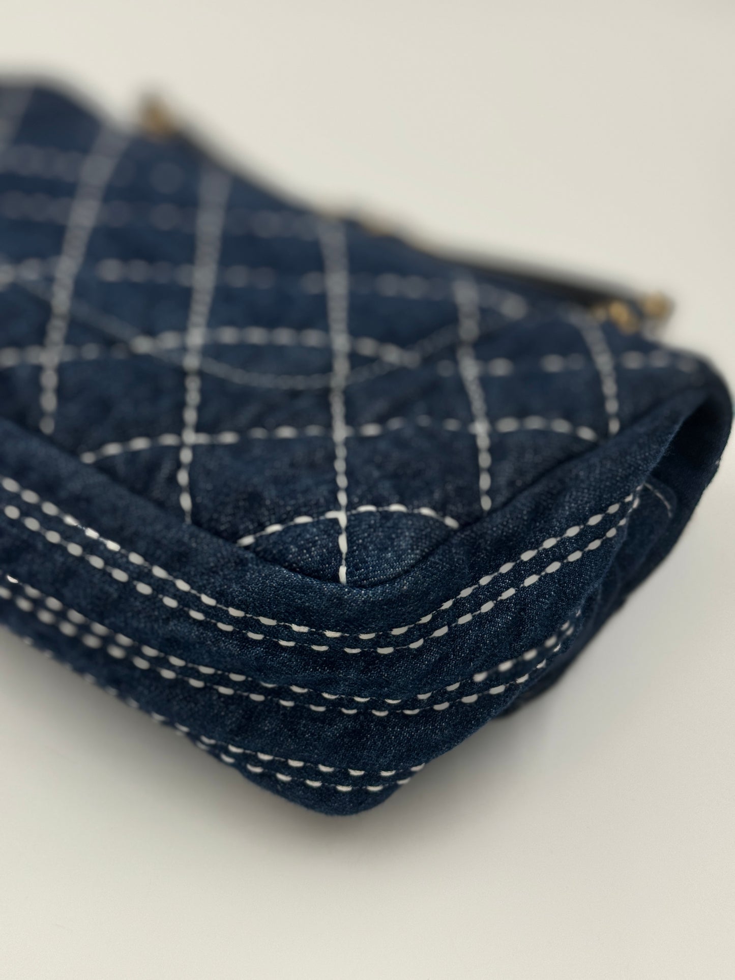 Chanel Denim Classic Flap 25cm 牛仔鏈條包 / Rank SA S240411006