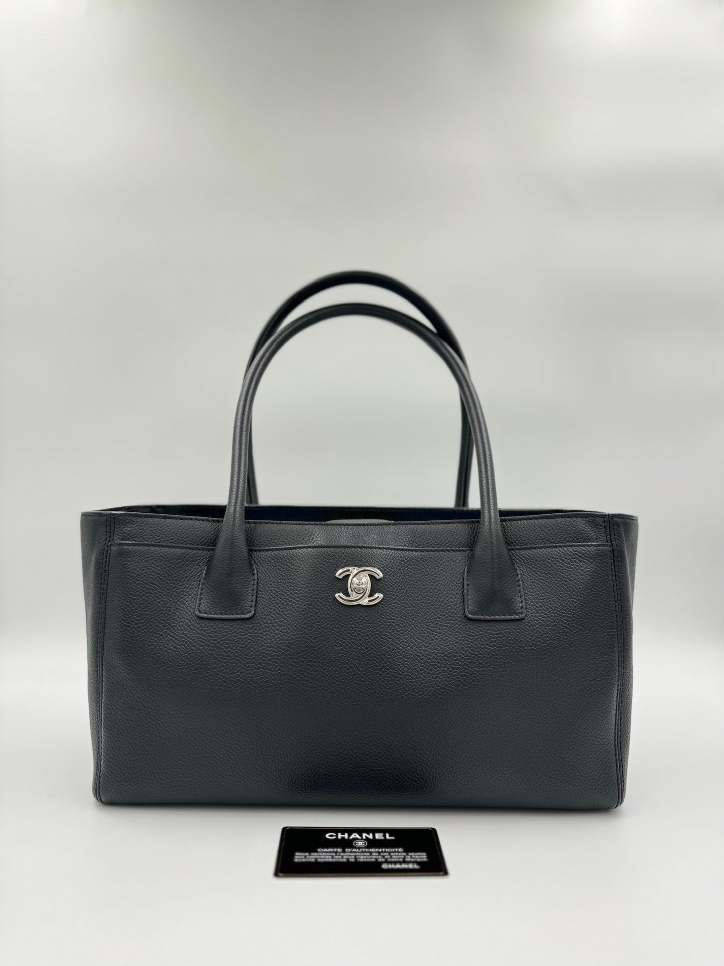 Chanel Cerf Tote Sliver / Rank SA S024063001
