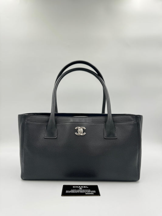 Chanel Cerf Tote Sliver / Rank SA S024063001