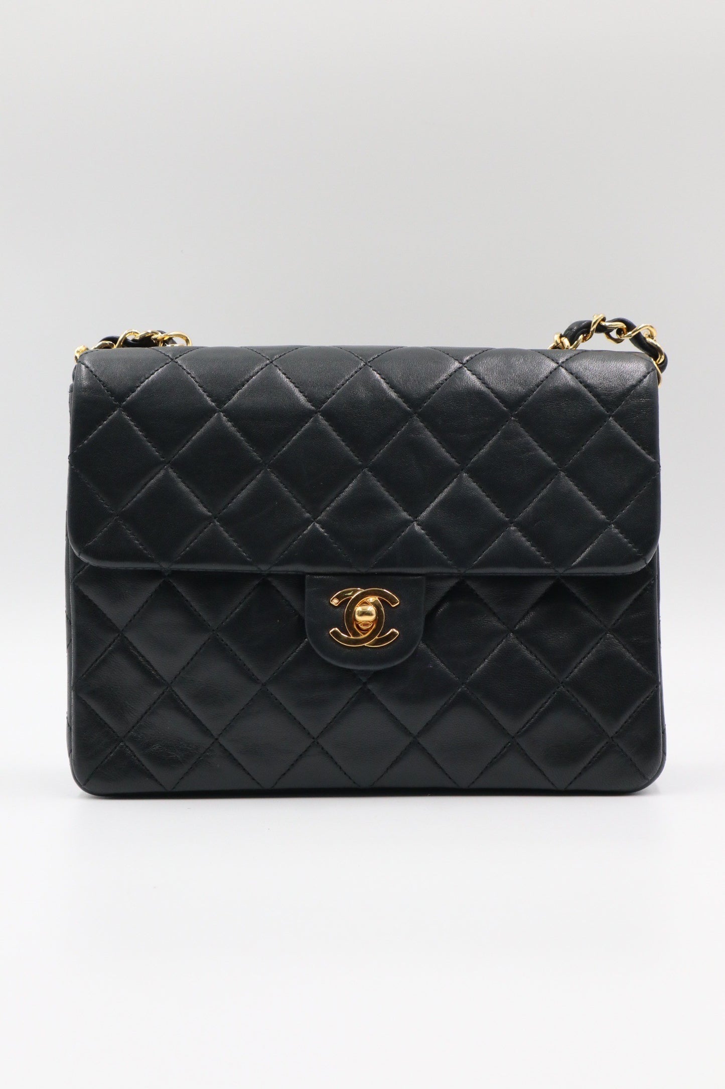 Chanel coco 20cm 方胖 black 黑色 / Rank A 24120601