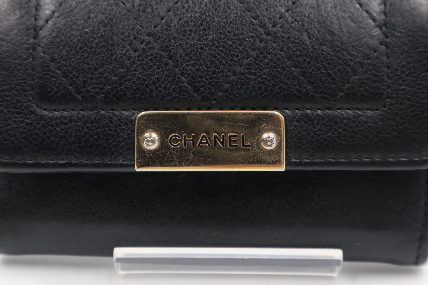 Chanel 金屬鐵牌黑色卡夾零錢包 / Rank SA 251126009