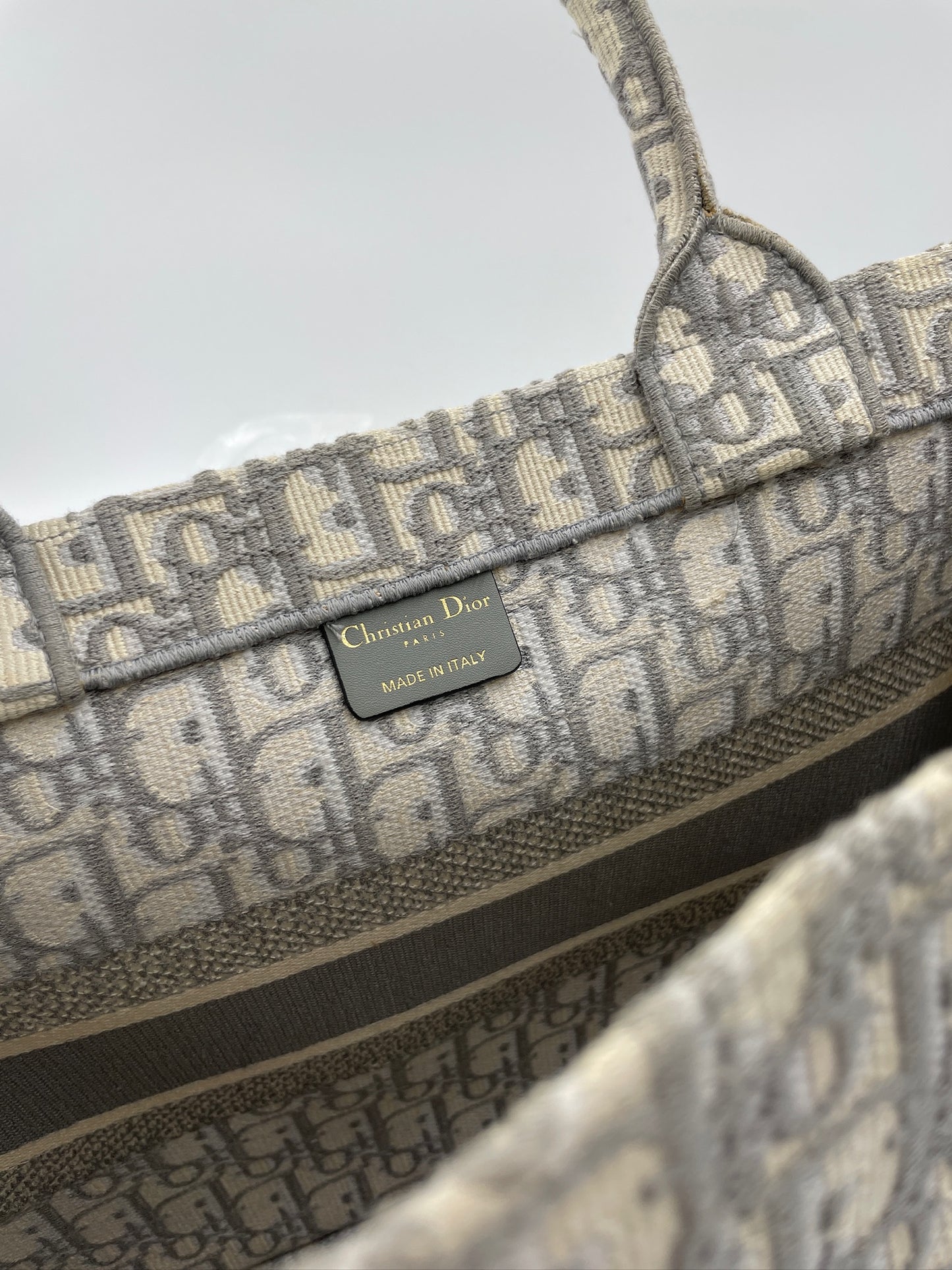 DIOR TOTE MEDIUM / Rank AB