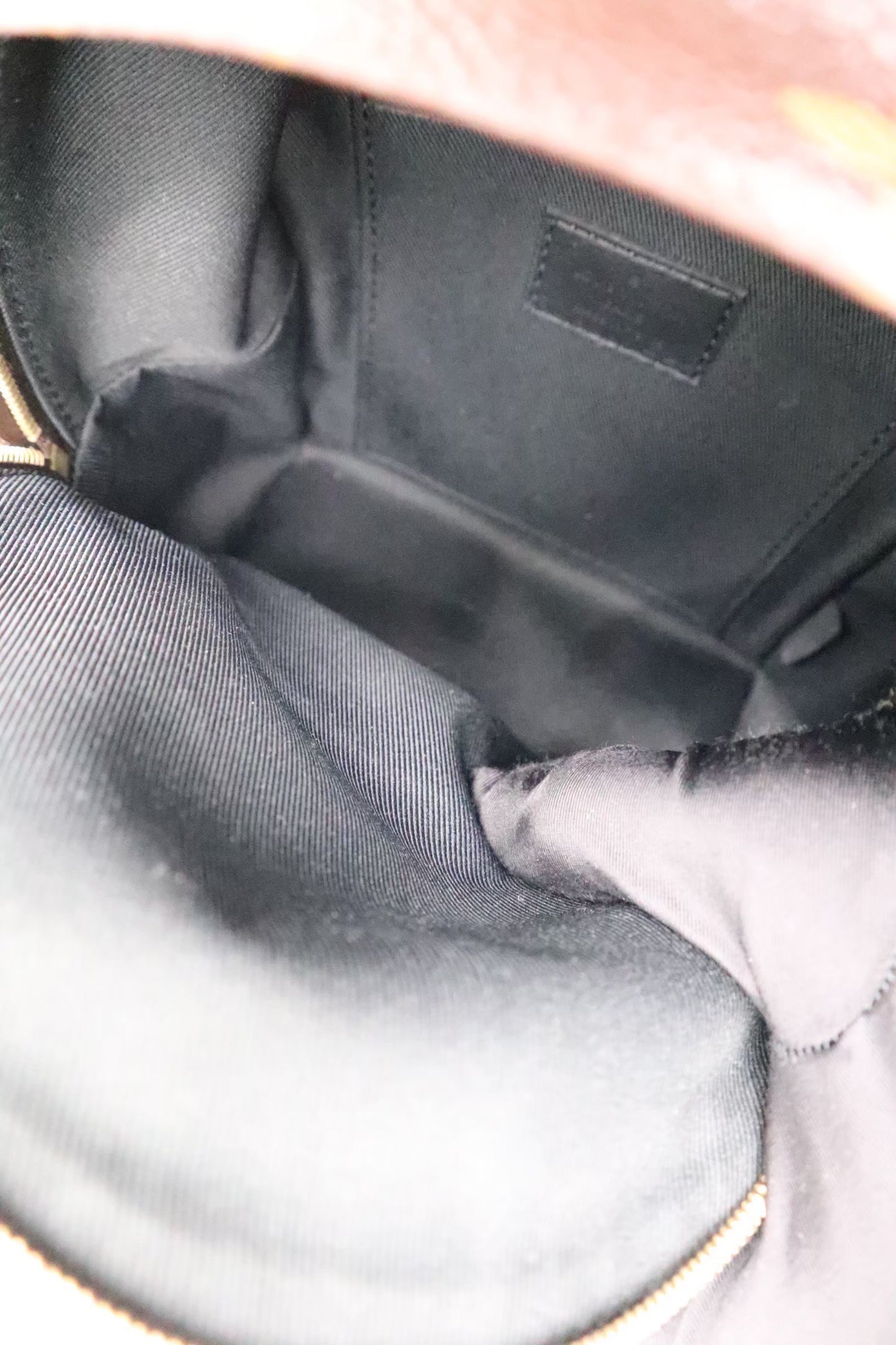 Louis Vuitton   MINI Backpack 後背包 / Rank SA V025022001