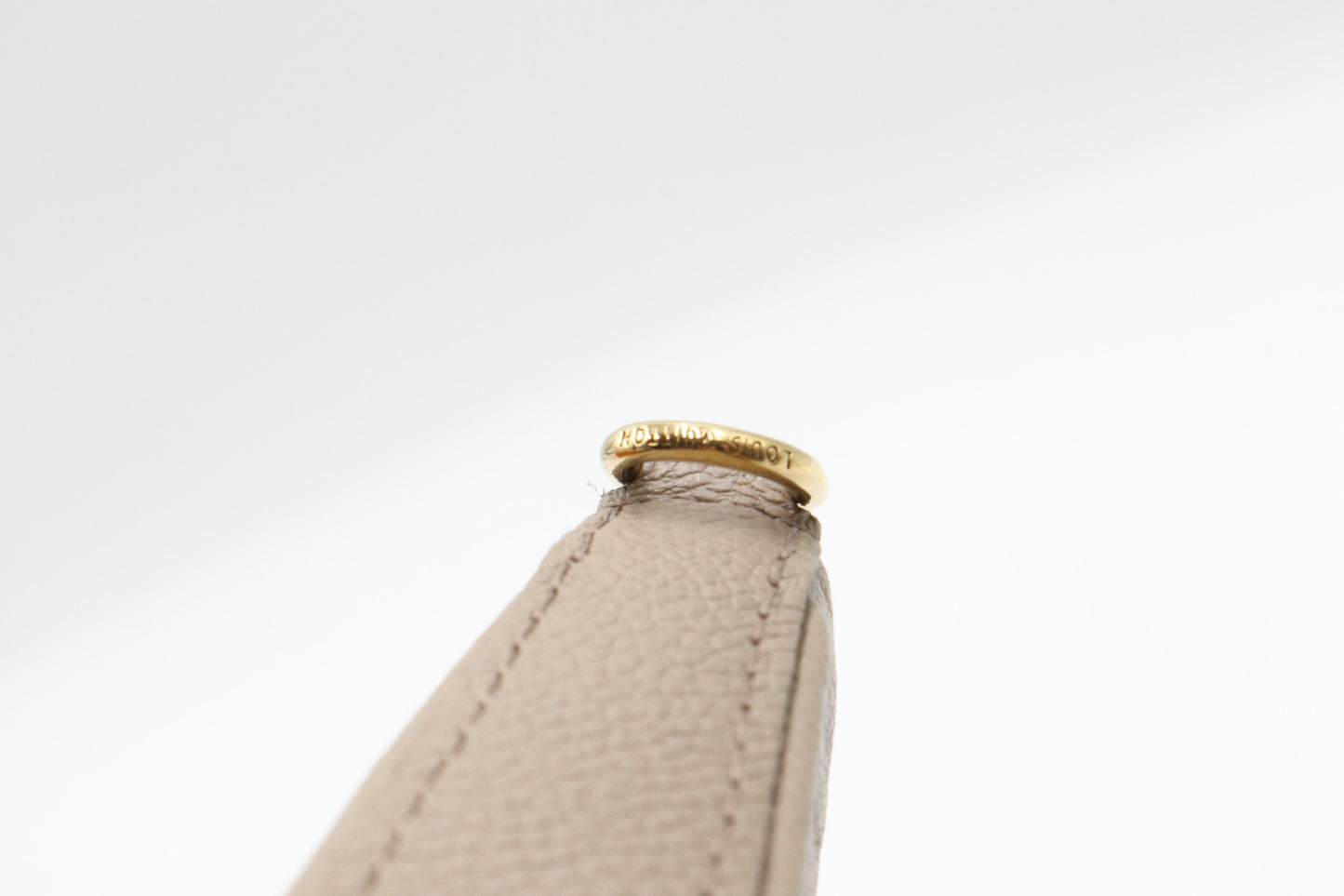 Louis Vuitton Easy poush奶茶色 / Rank SA 251030005