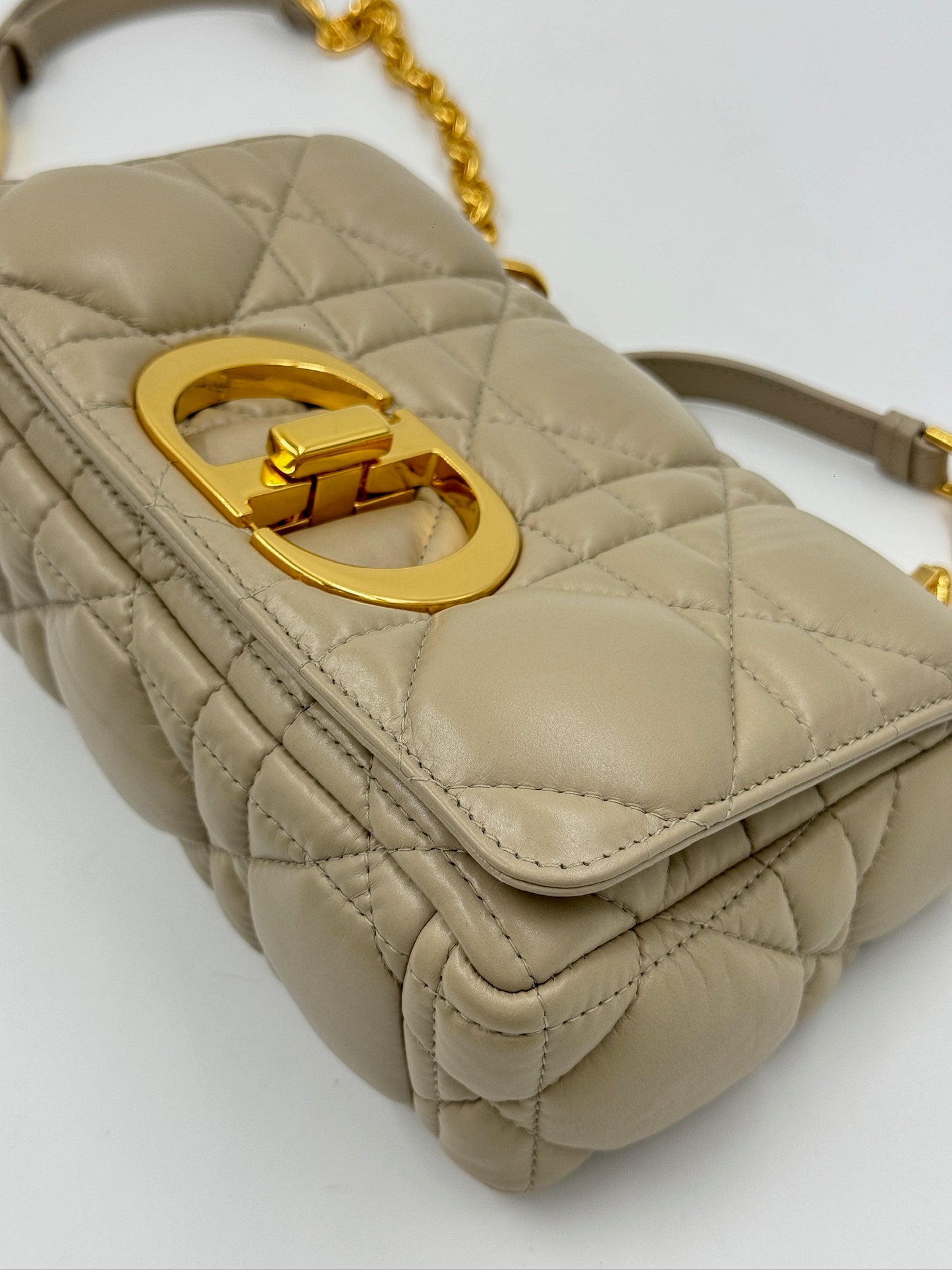 Dior Caro 奶茶  / Rank A 24072501