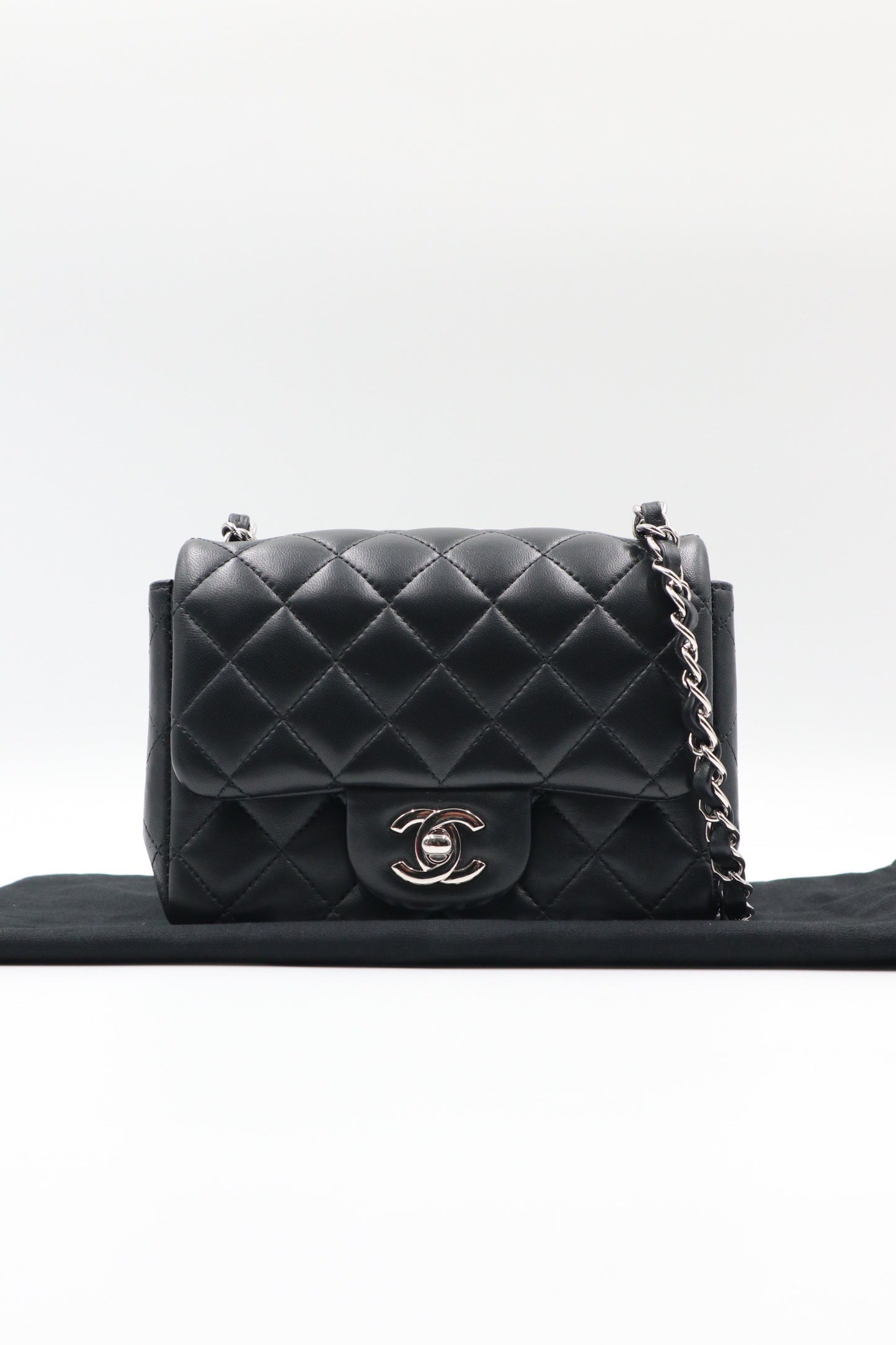 Chanel Mini Coco 銀扣 / Rank SA 25041101