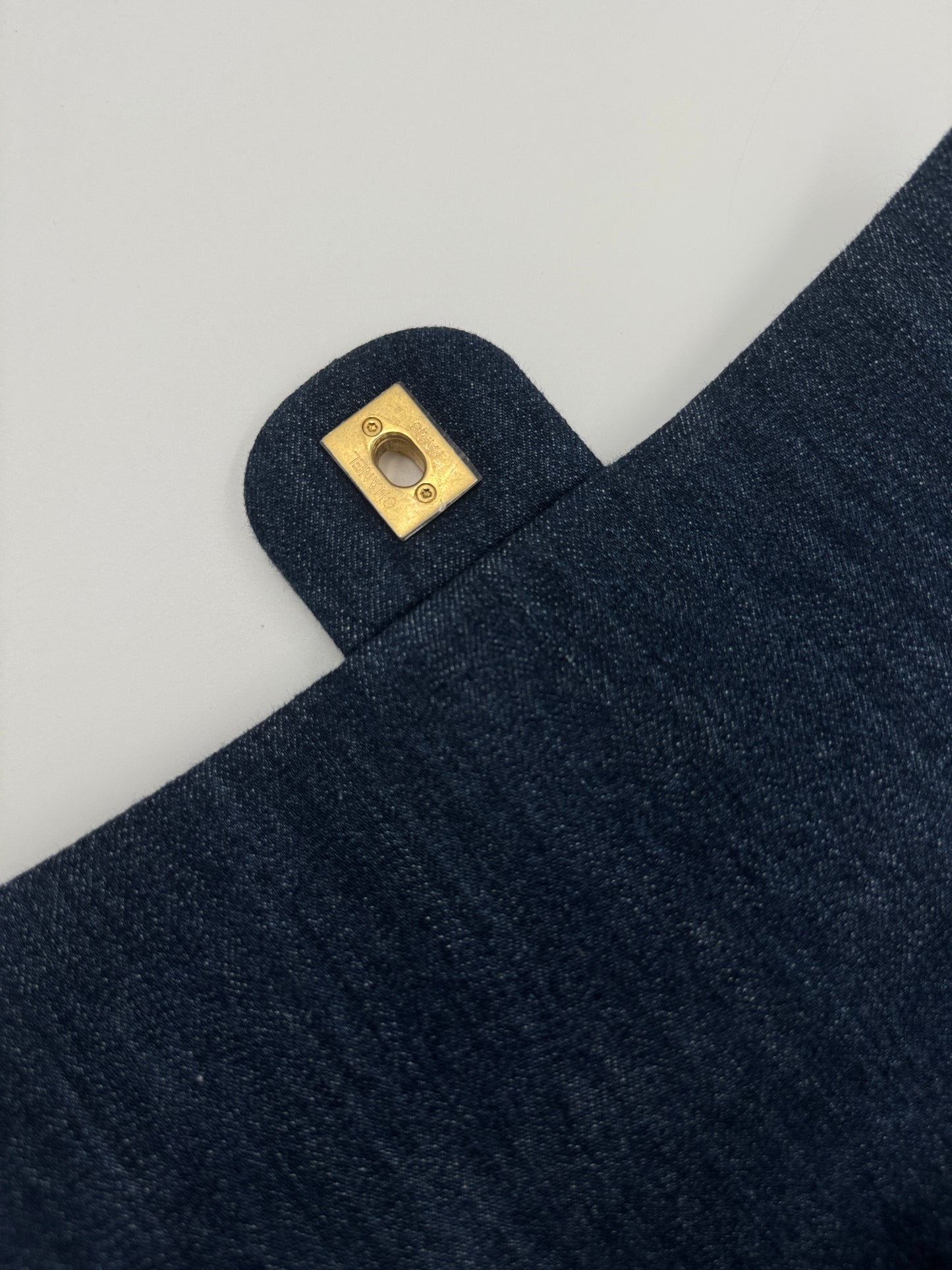 Chanel Denim Classic Flap 25cm 牛仔鏈條包 / Rank SA S240411006