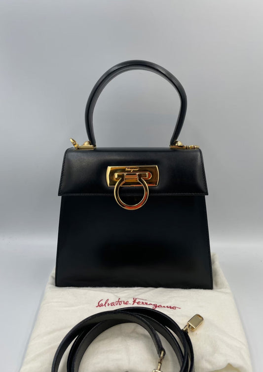 Ferragamo 2way Kelly / Rank SA