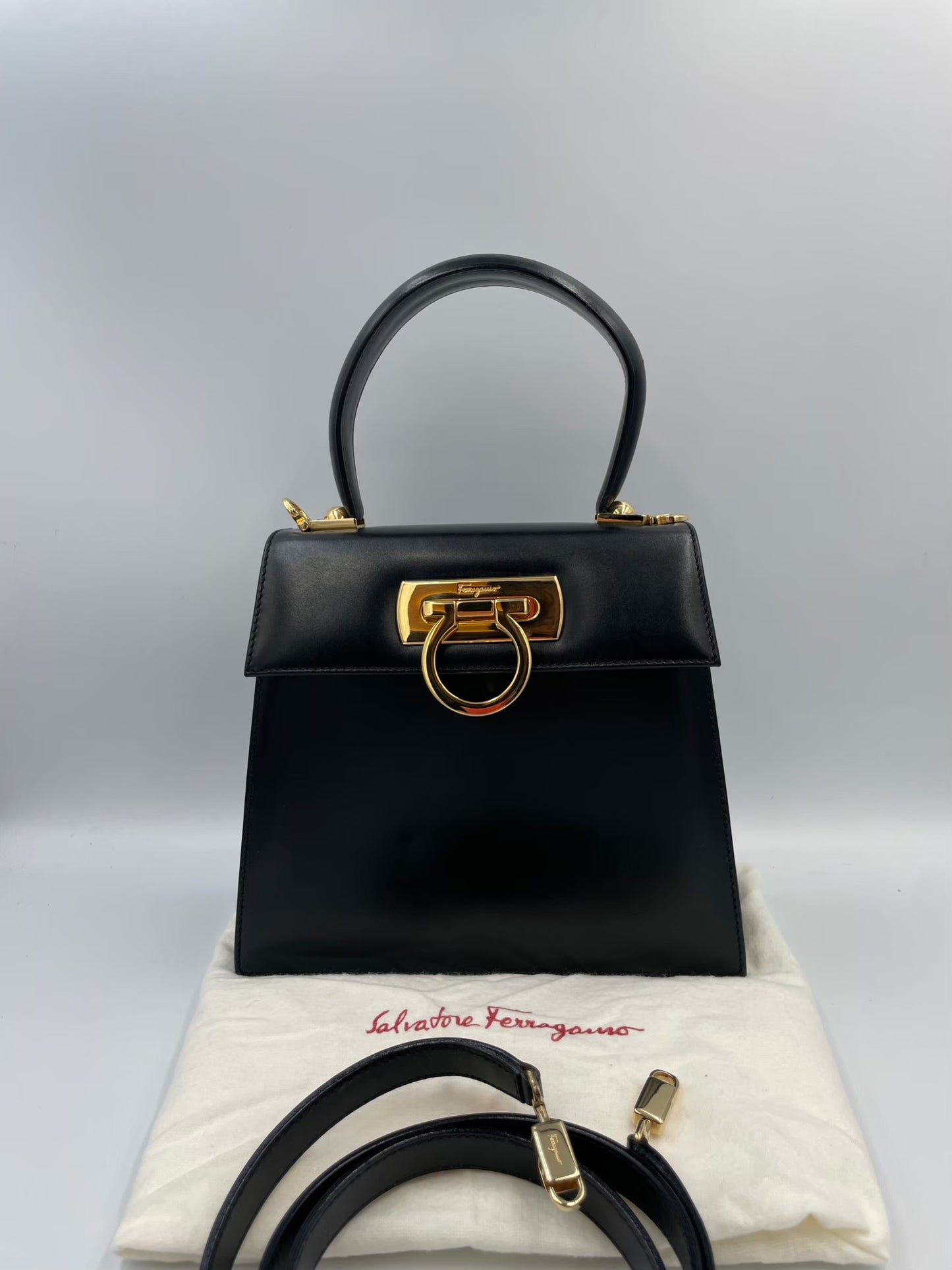 Ferragamo 2way Kelly / Rank SA