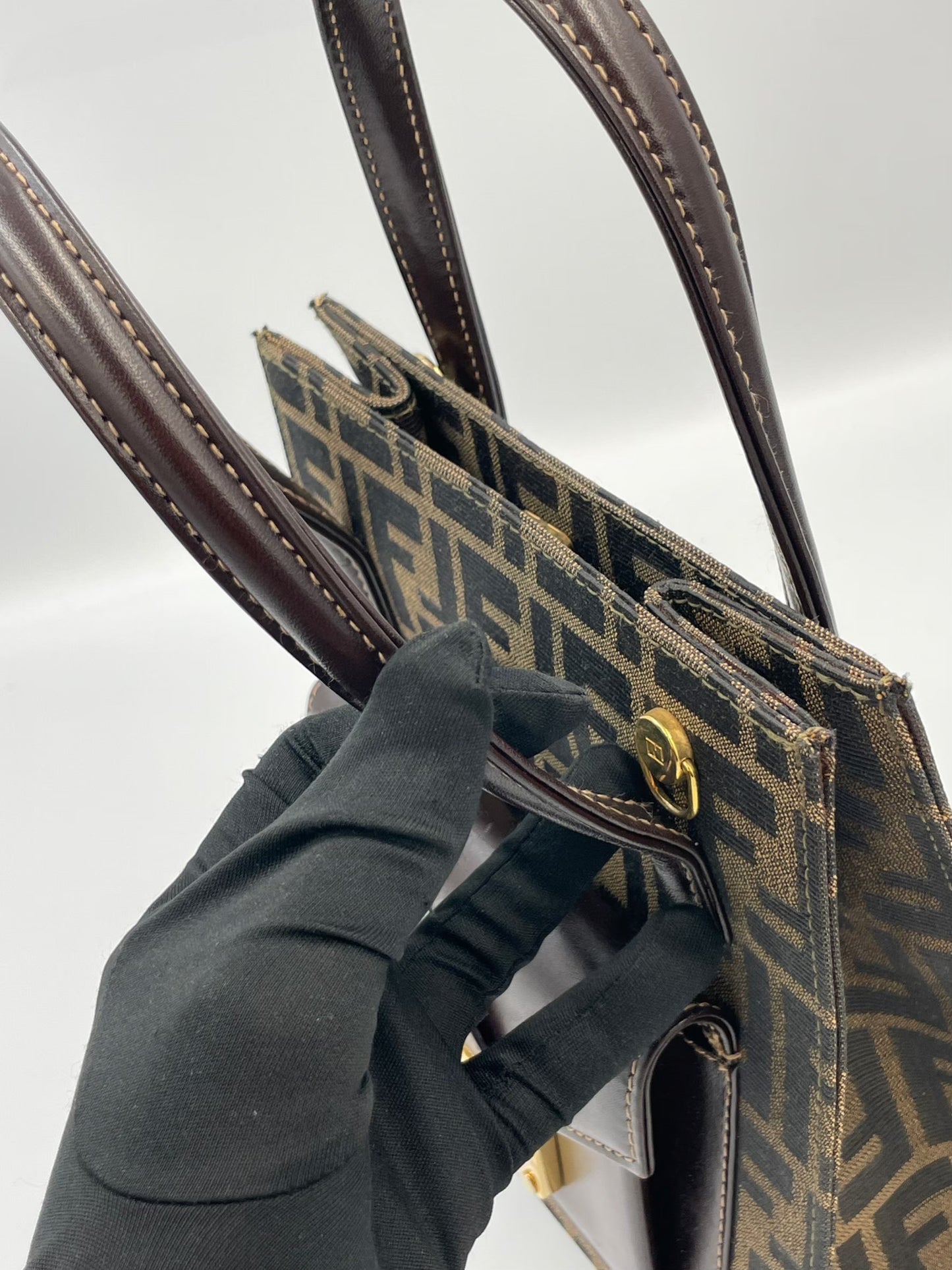 Fendi Zucca Handbag / Rank A