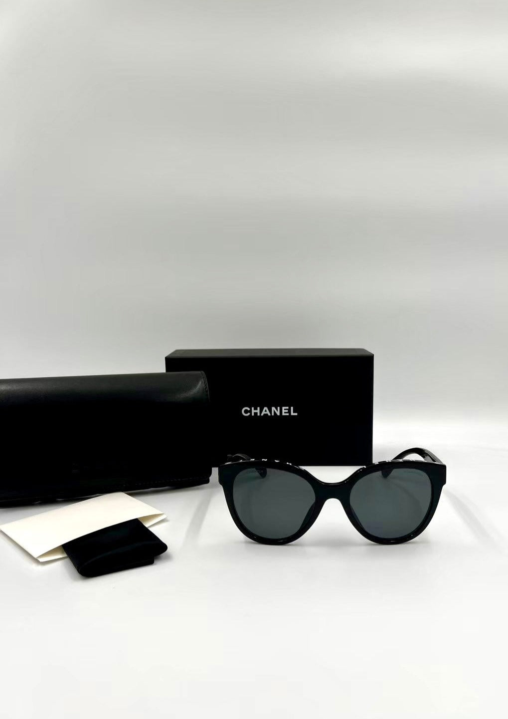 Chanel 5414A Sunglasses / Brand new