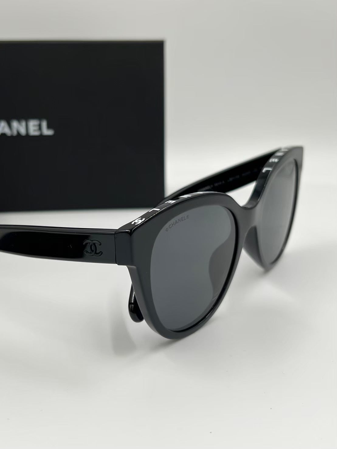 Chanel 5414A Sunglasses / Brand new