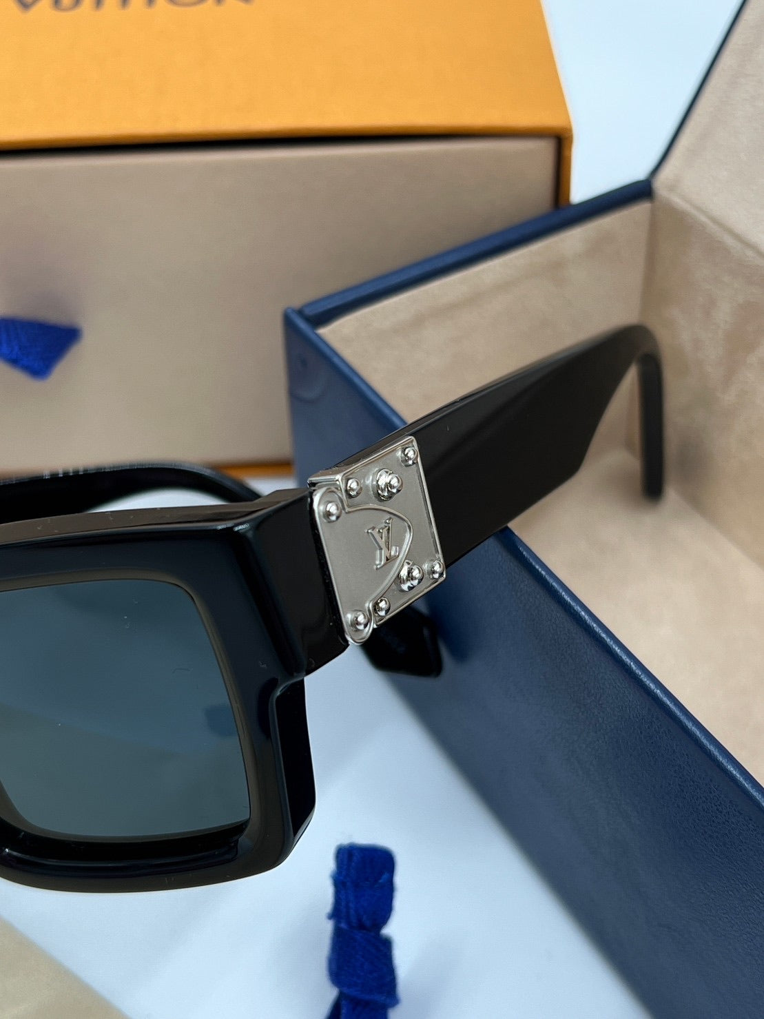 Louis Vuitton   Sunglasses / Brand new
