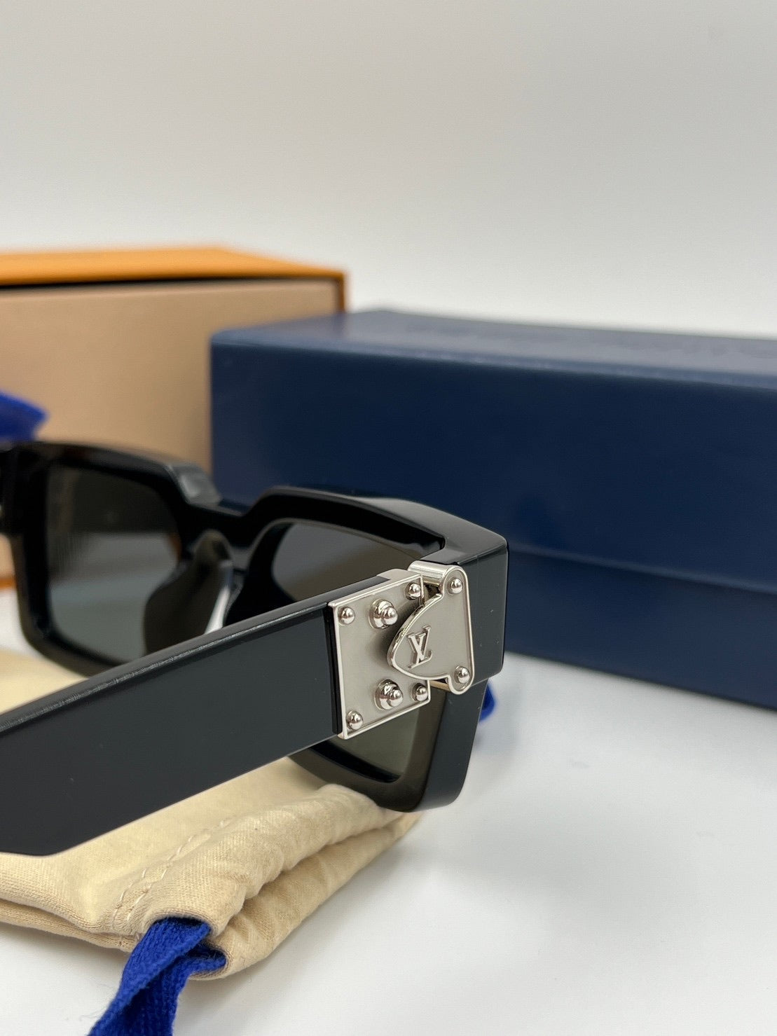 Louis Vuitton   Sunglasses / Brand new