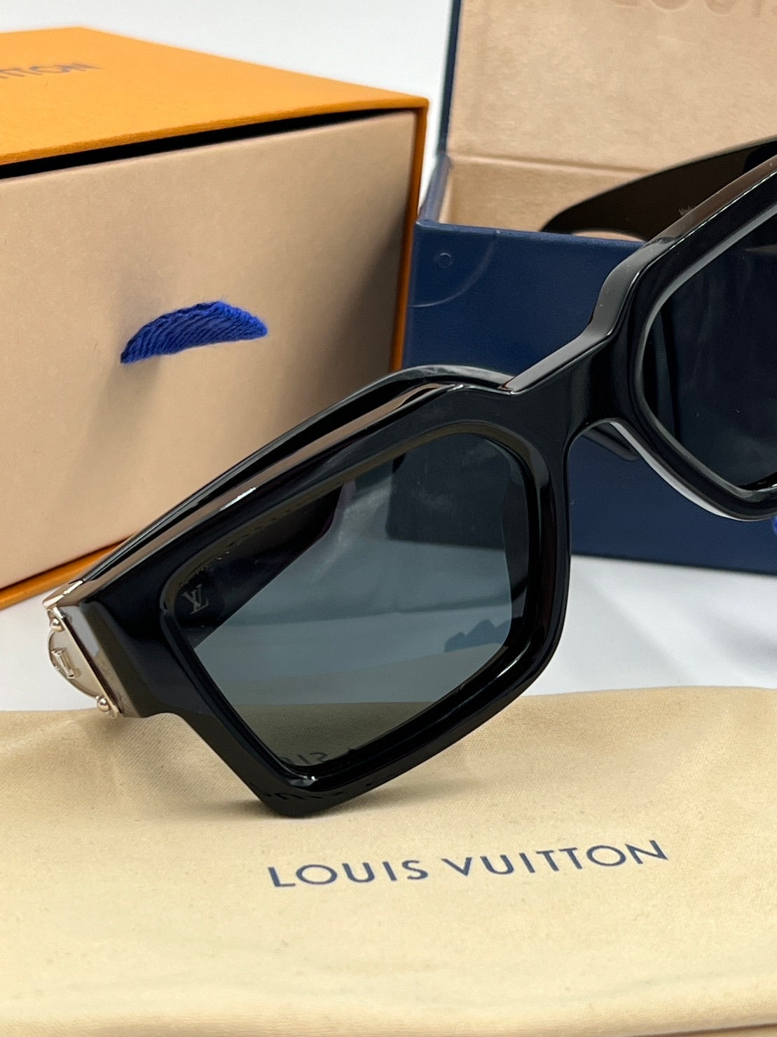 Louis Vuitton   Sunglasses / Brand new