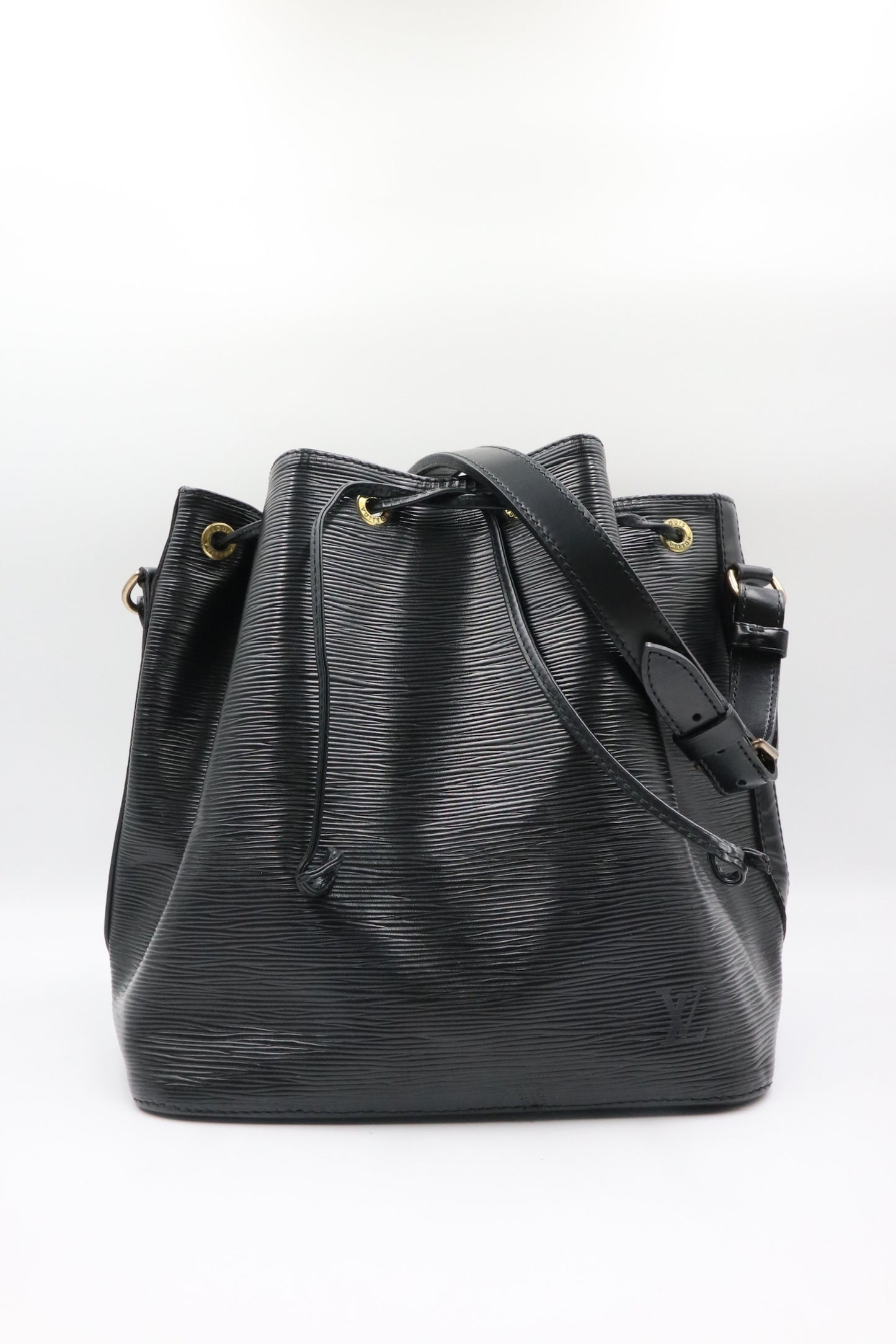 Louis Vuitton  Epi 牛皮水波紋中款水桶包 Rank SA 251105002