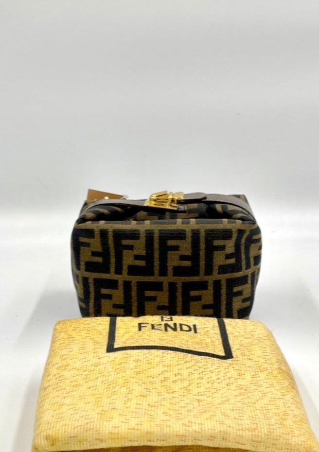 Fendi 老花飯盒包 / Rank SA