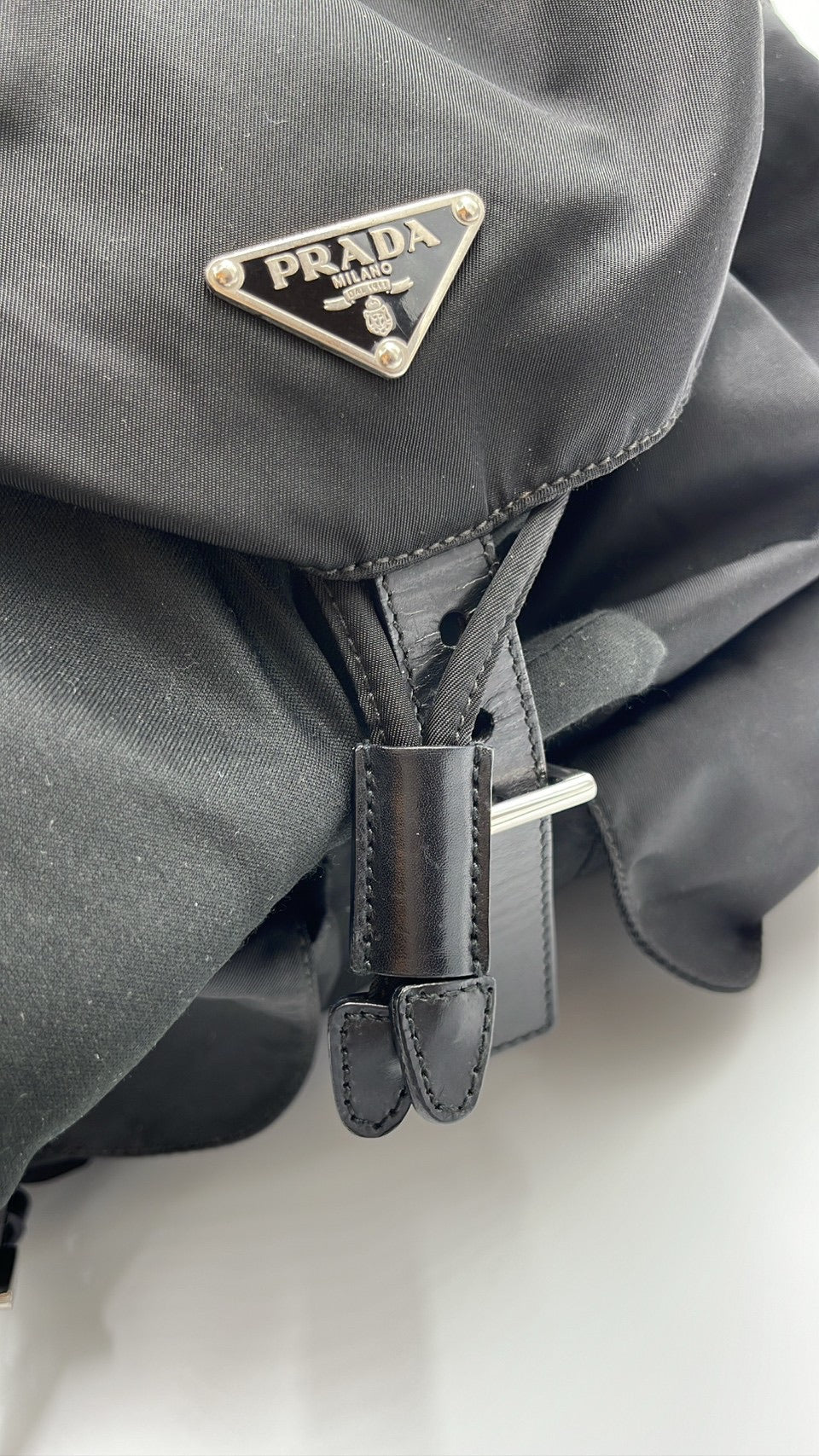 Prada 尼龍雙肩包 / Rank SA