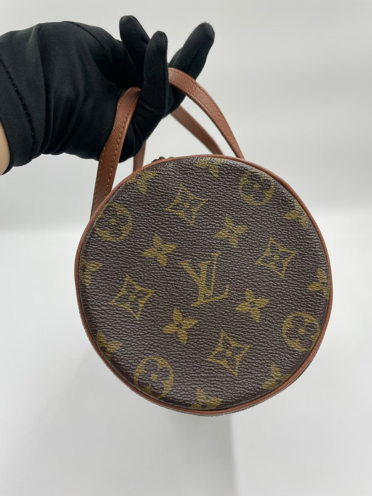 Louis Vuitton Papillon 26 / Rank SA