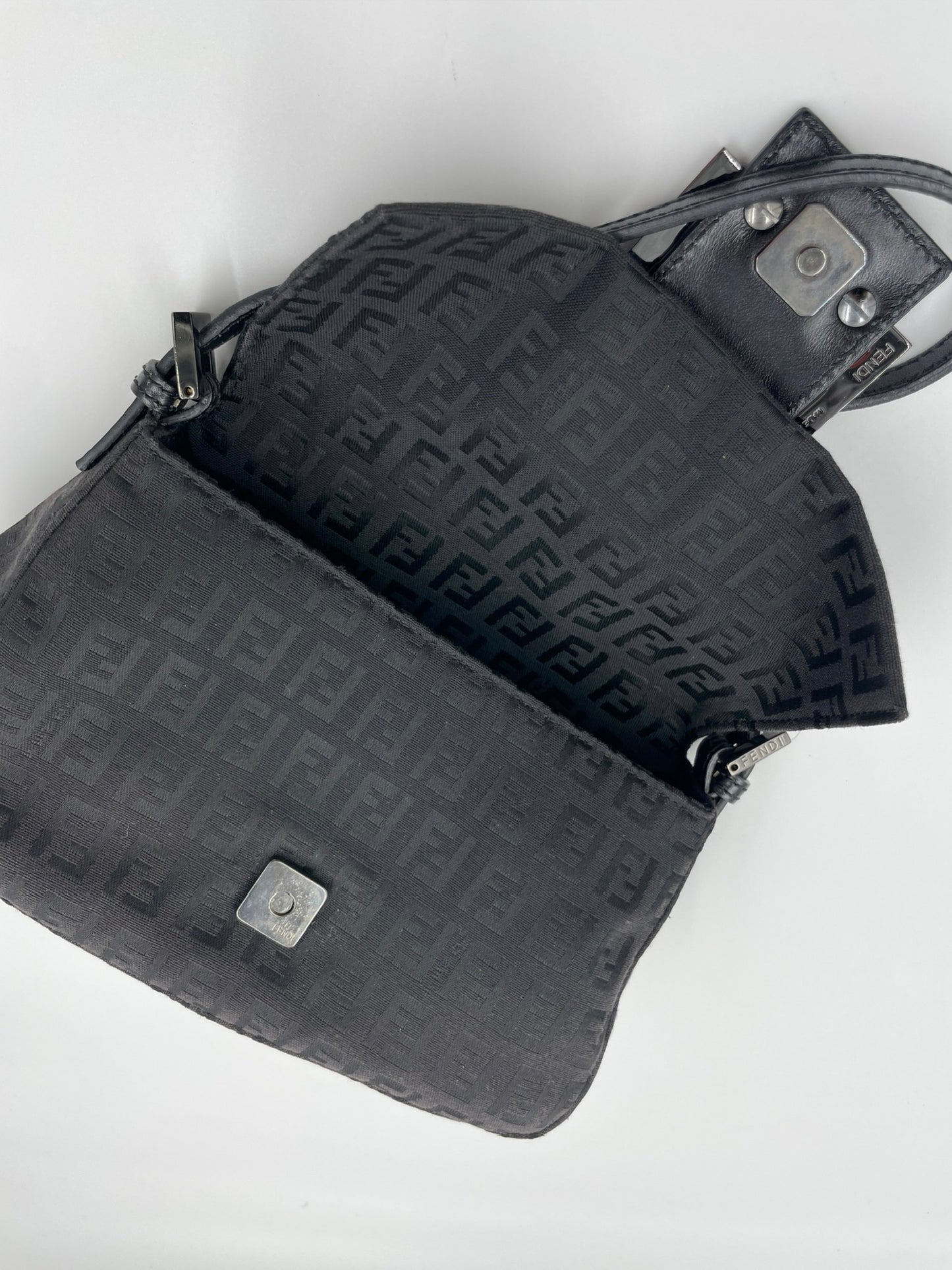 Fendi 黑花小胖丁 / Rank SA