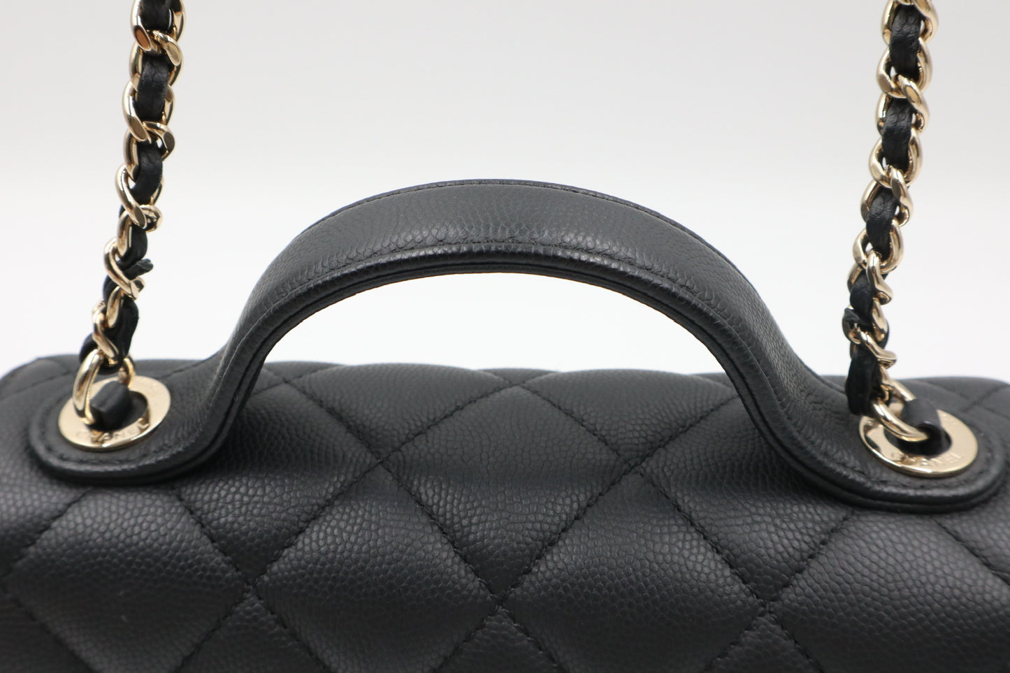Chanel 黑金小號郵差包 / Rank SA 251106001